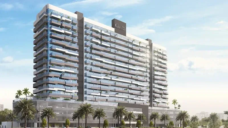 Azizi Grand — image 1