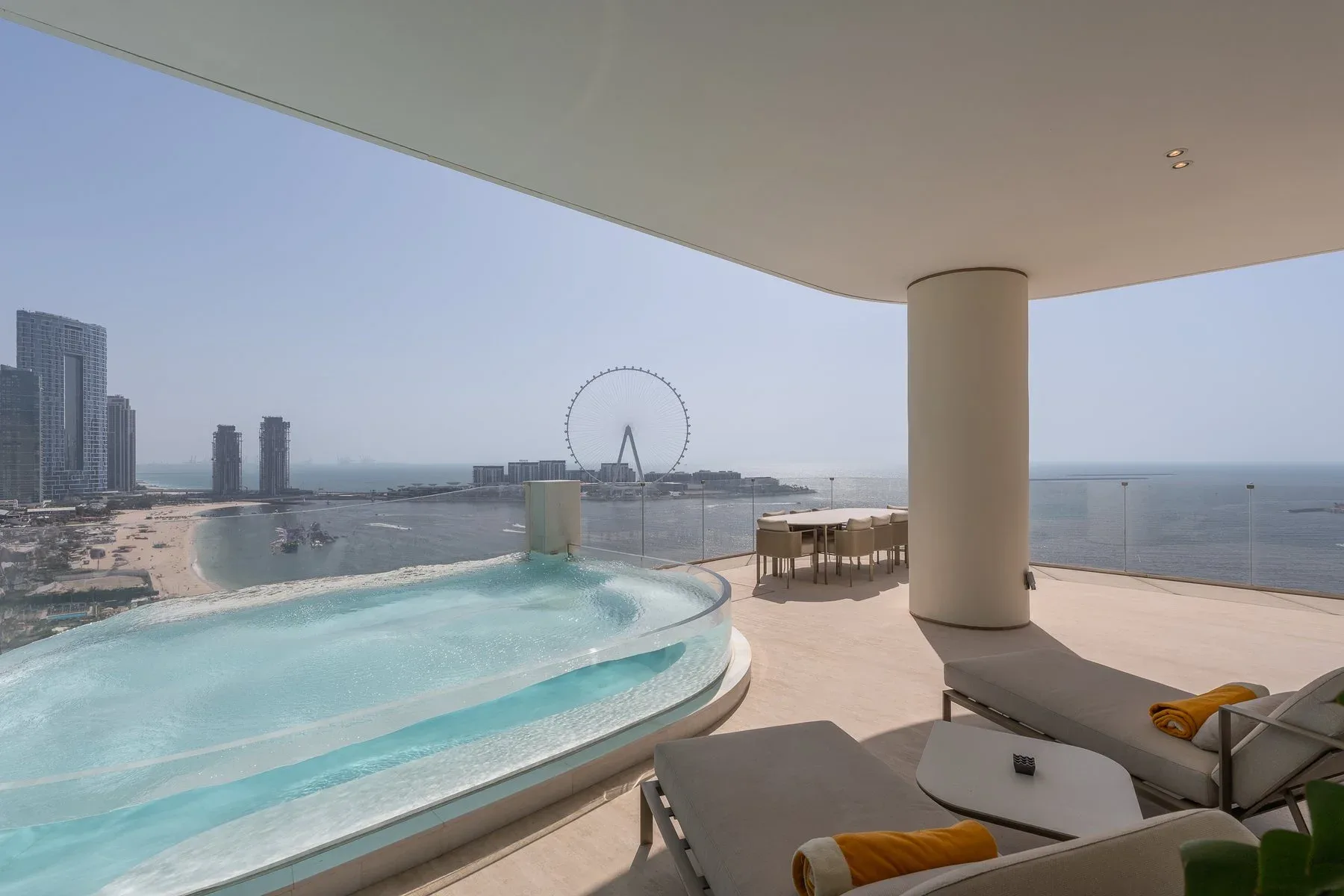 Rare Branded Apartment in Jumeirah Beach Residence — photograph 2