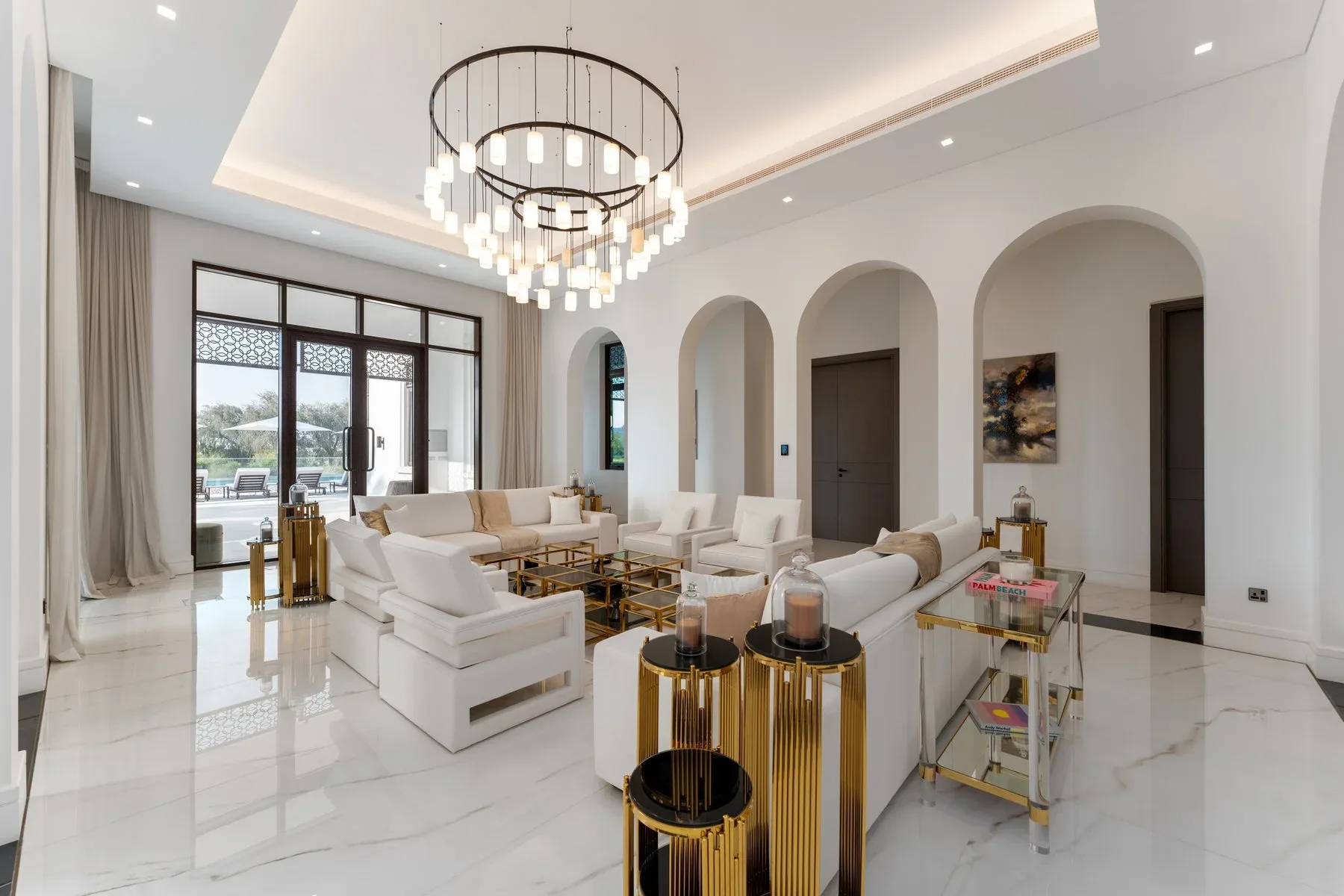 Rare Bespoke Mansion on the Golf Course — photograph 7