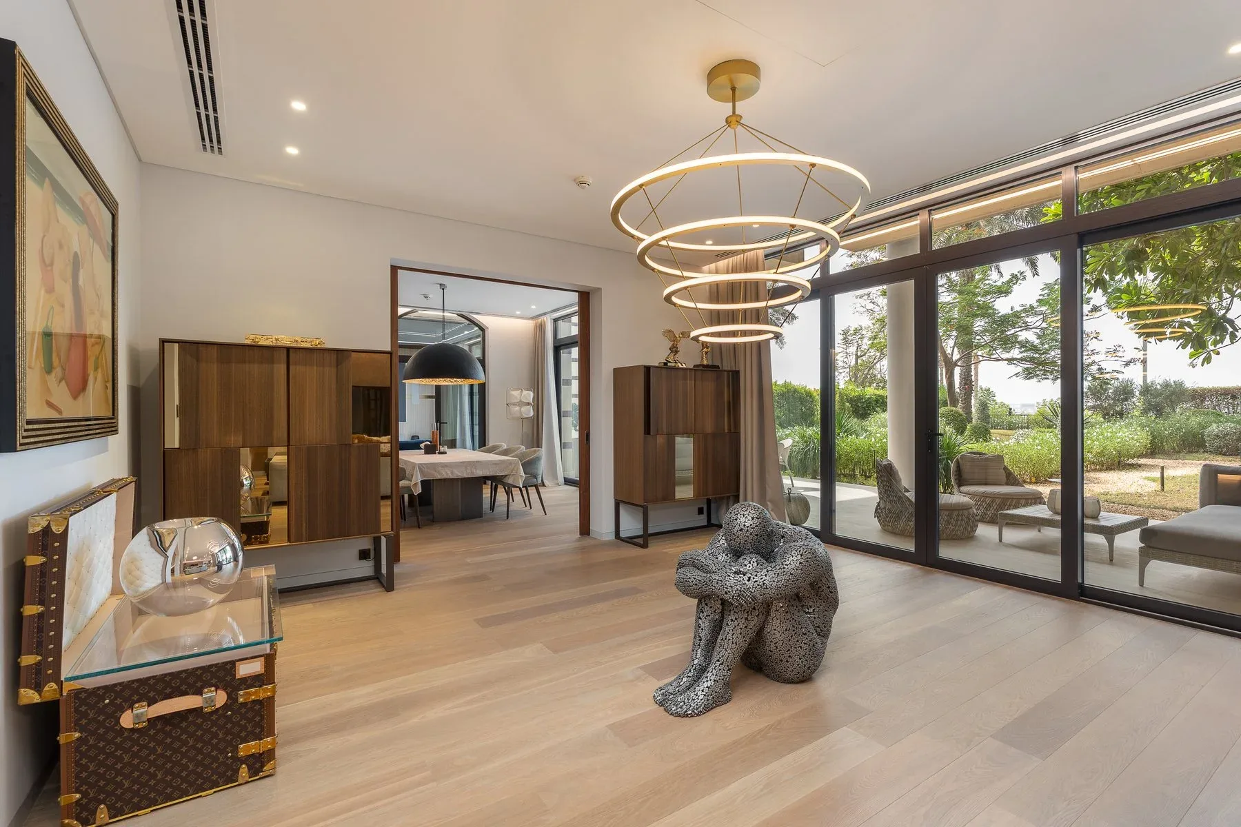 Exclusive Ultra-Luxury 5-Bed Royal Seafront Villa — photograph 3