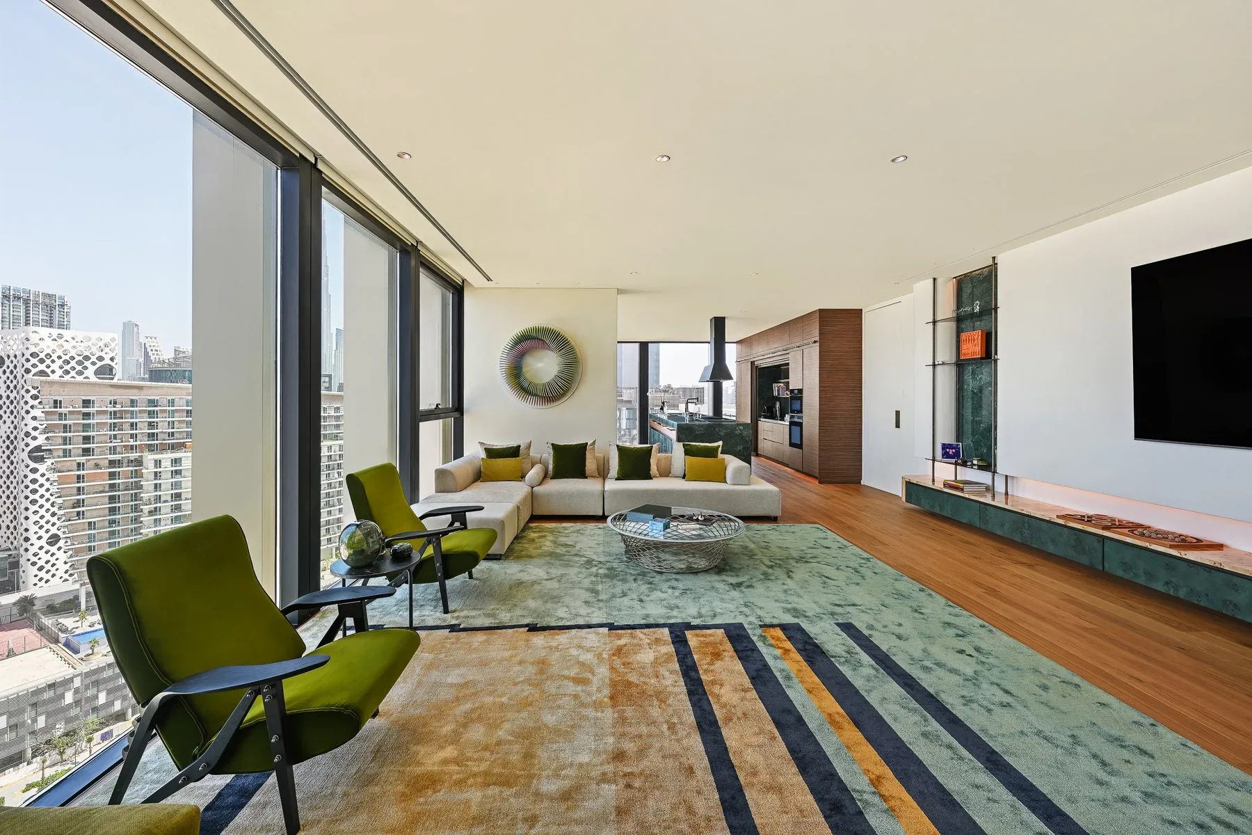 Stunning Contemporary Family Residence — photograph 2