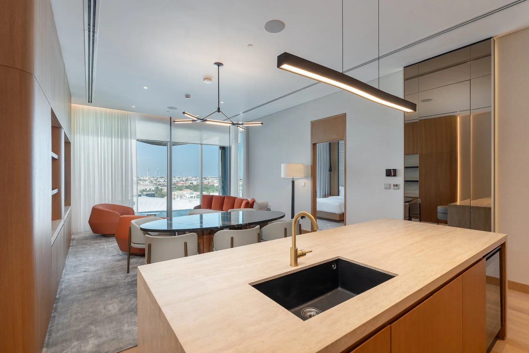 Designer Apartment with Incredible View — photograph 6