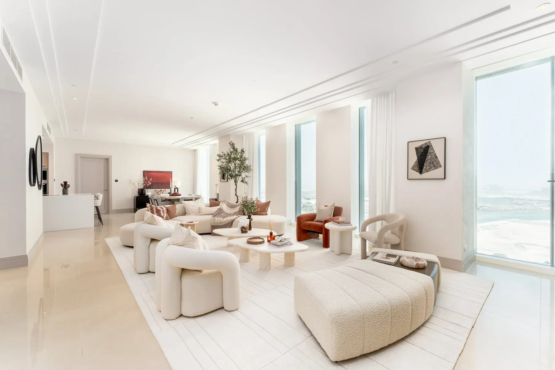 Elegant Branded Apartment on Al Maryah Island — photograph 1
