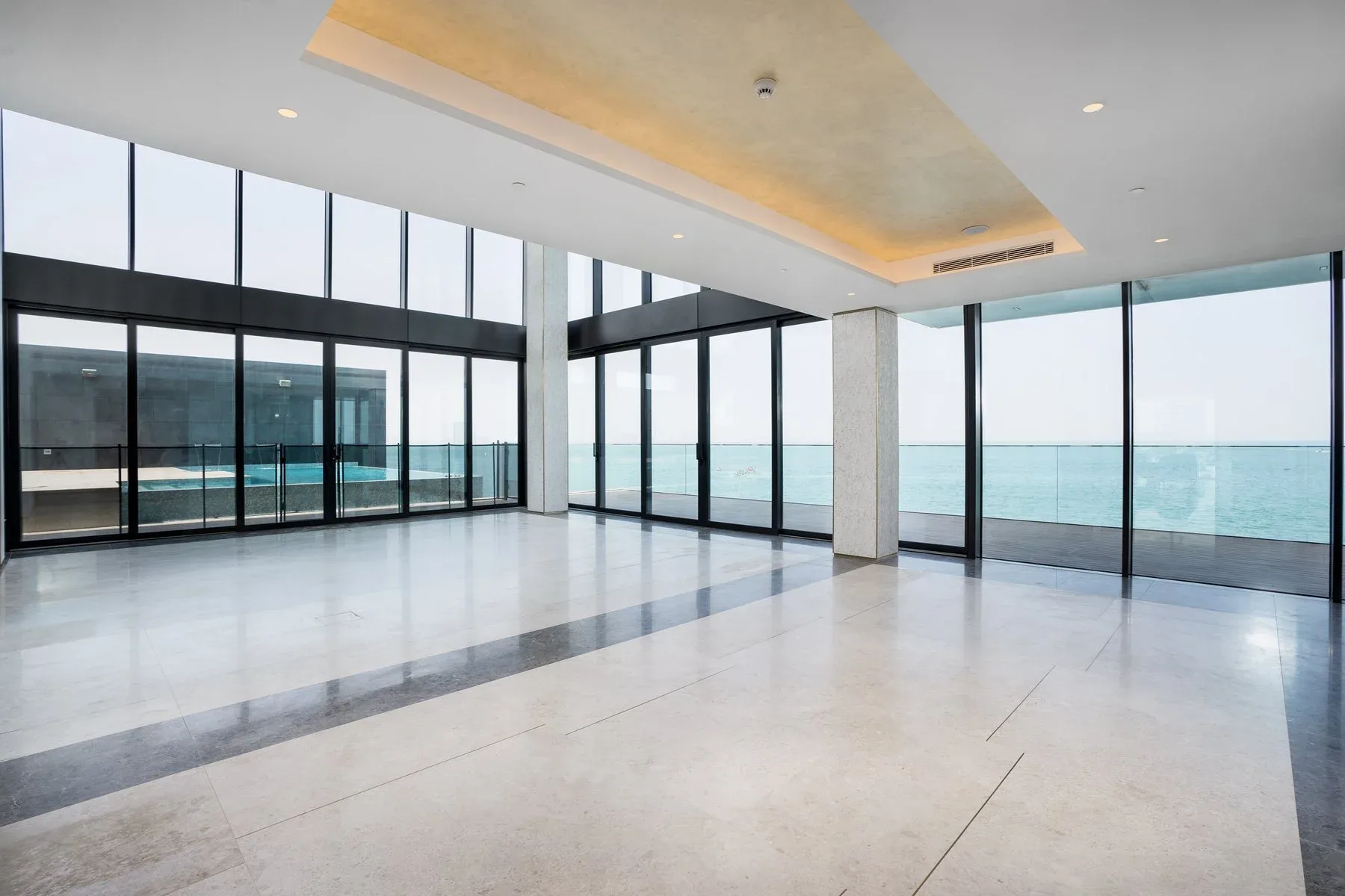 One-of-a-Kind Jumeirah Home Next To Burj Al Arab — photograph 3