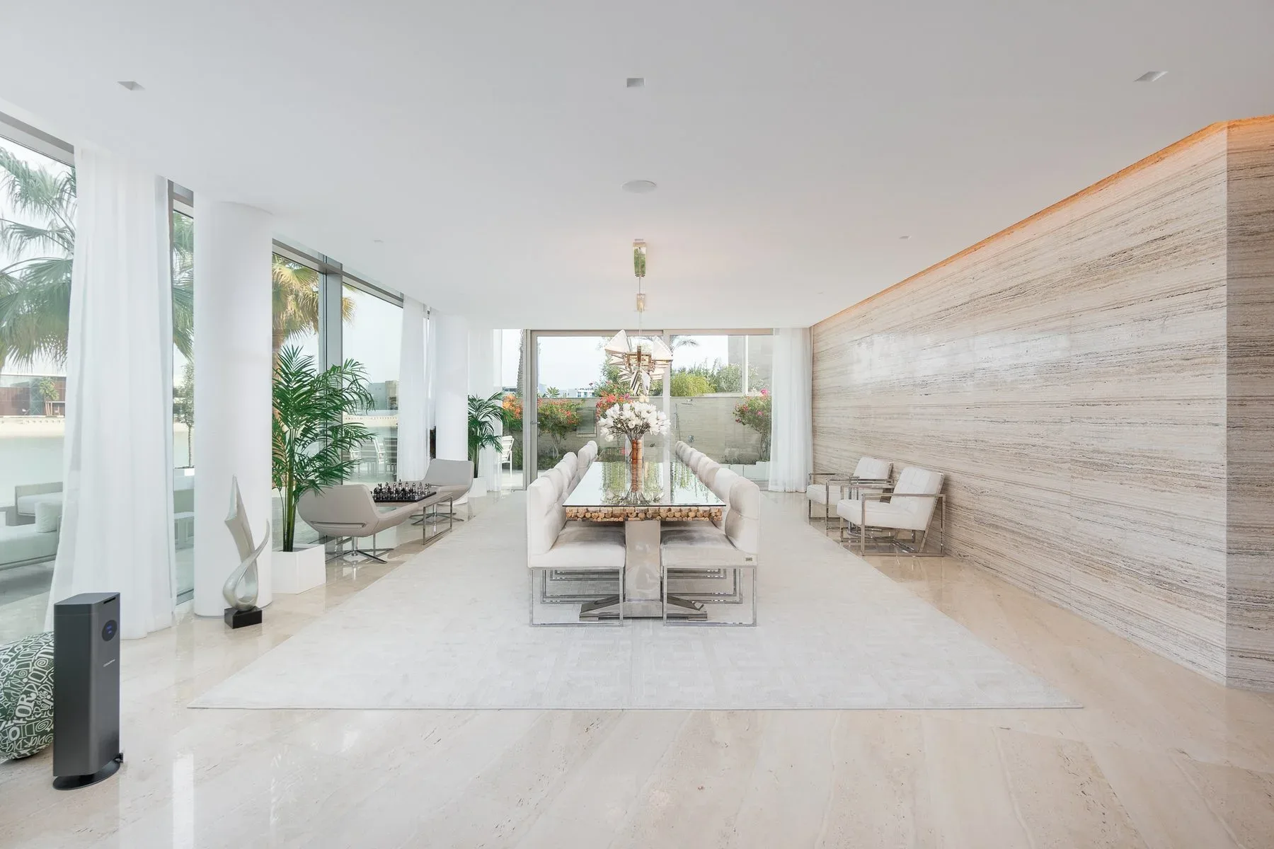 Extraordinary Luxury Mansion Villa on Palm — photograph 3
