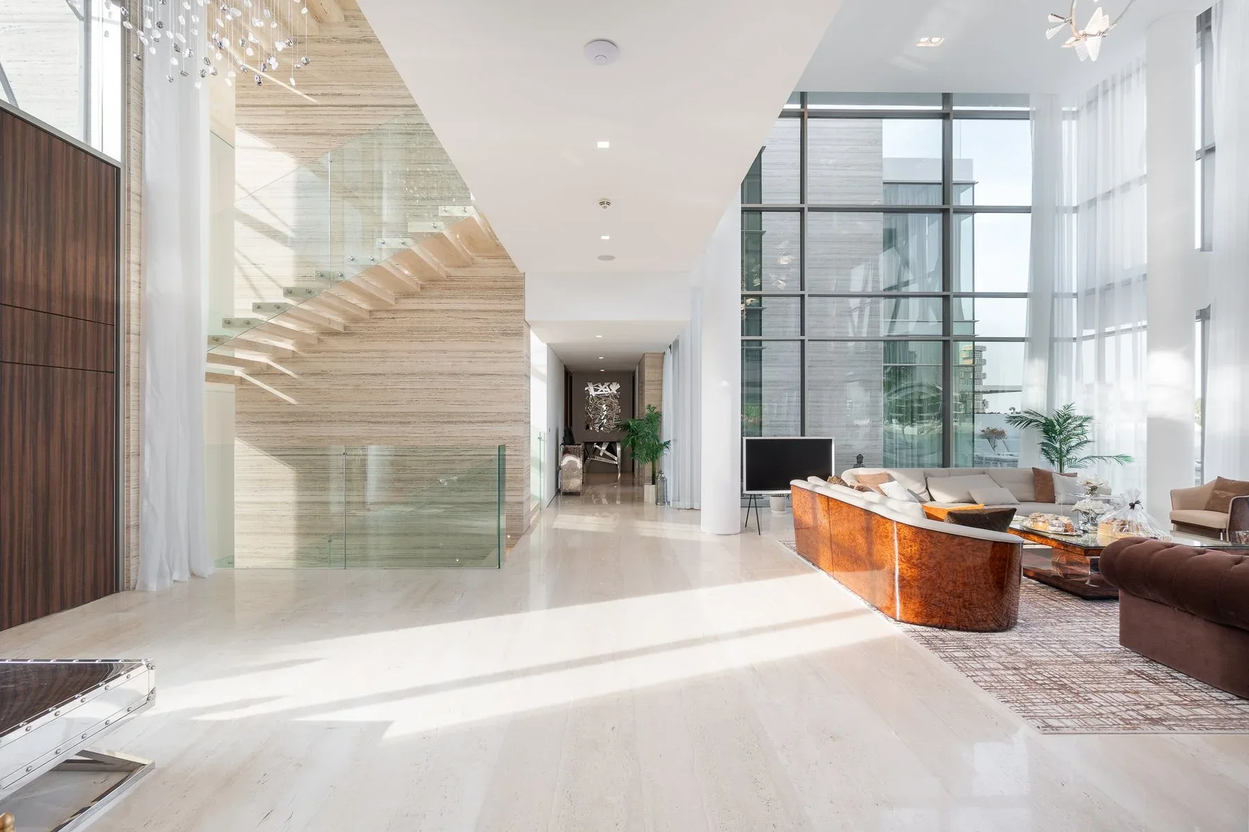 Extraordinary Luxury Mansion Villa on Palm — photograph 8