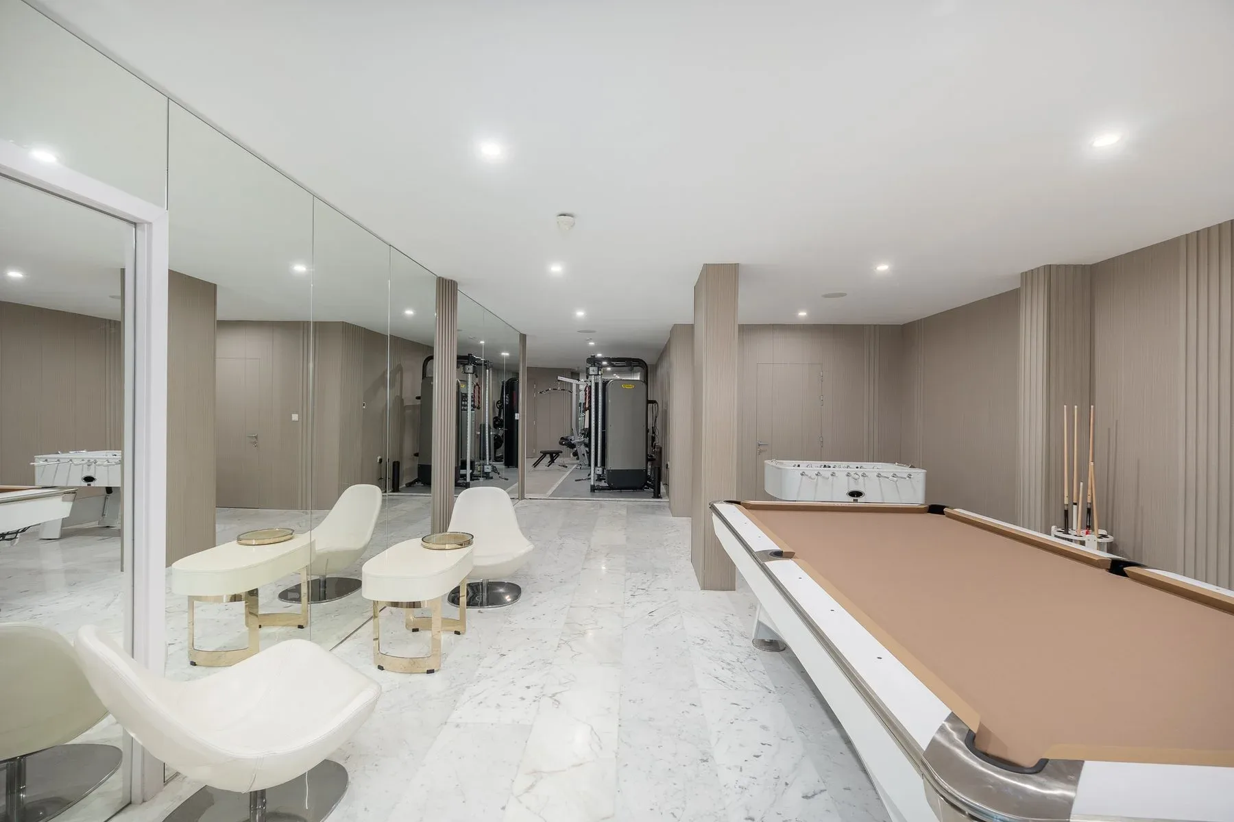 Extraordinary Luxury Mansion Villa on Palm — photograph 10