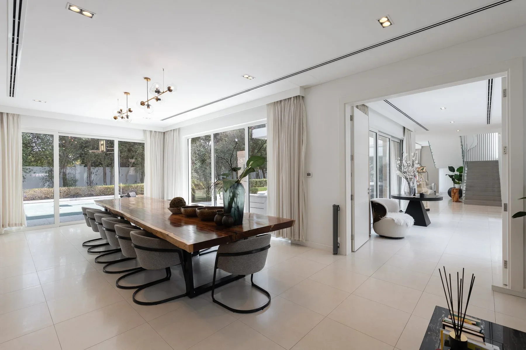 Serene Al Barari Villa With Exceptional Privacy — photograph 6