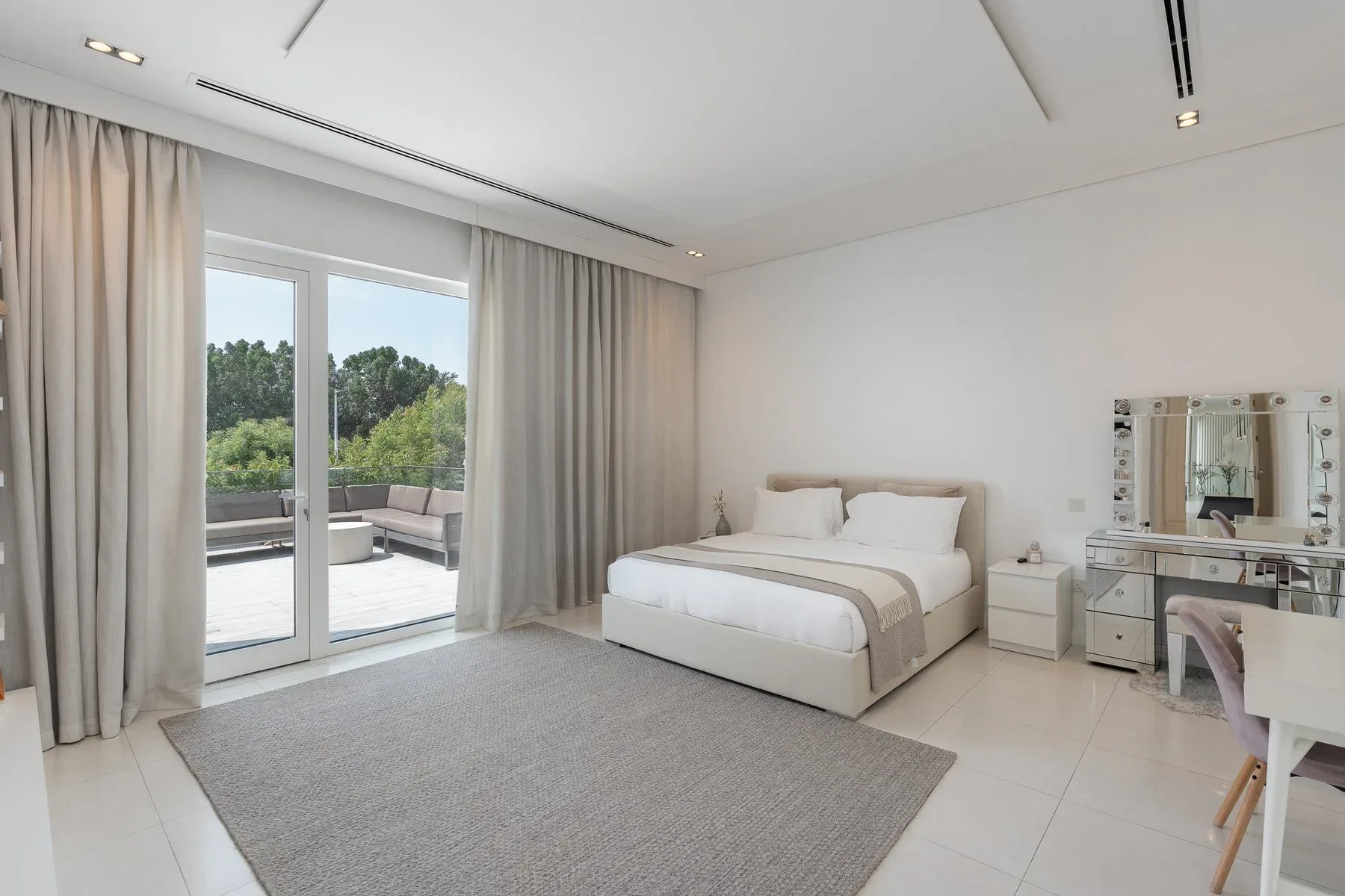 Serene Al Barari Villa With Exceptional Privacy — photograph 10