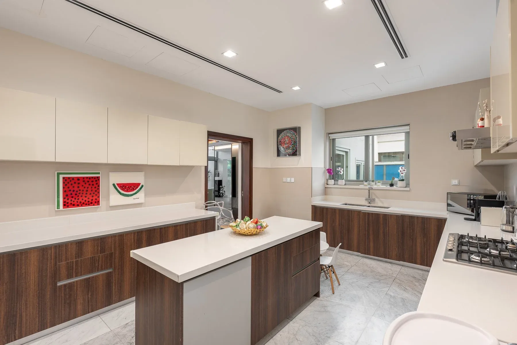 Upgraded Villa With Burj Khalifa View in MBR City — photograph 7