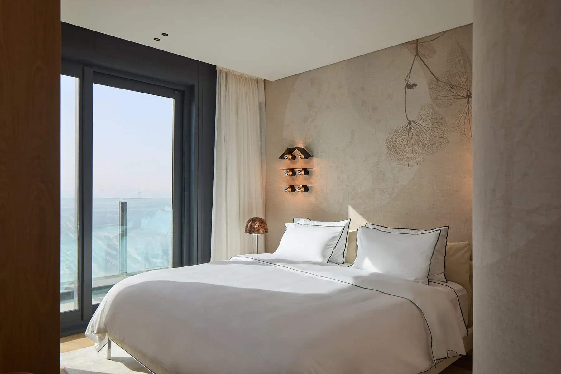 Rare Duplex Apartment With City Views in Za'abeel — photograph 5