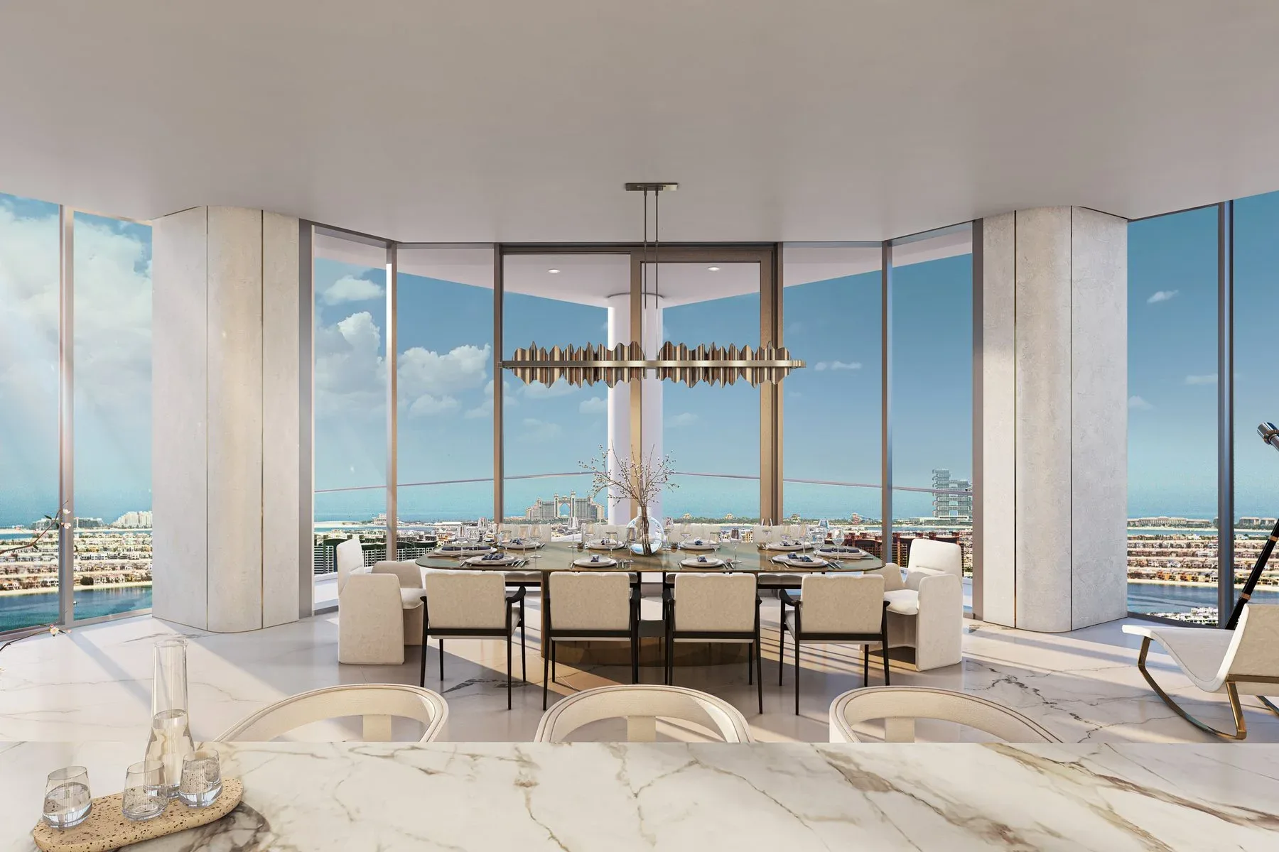 Palm-Facing Apartment with Panoramic Views — photograph 3