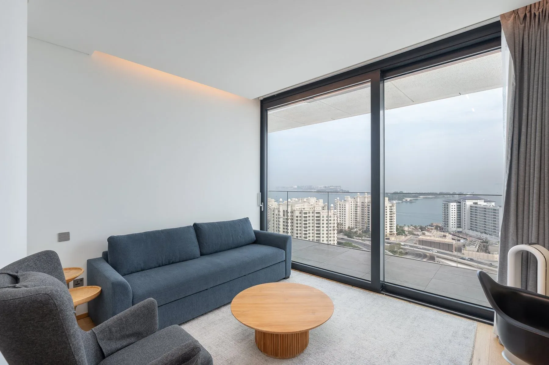 Upgraded Smart Home with Panoramic Sea View — photograph 10