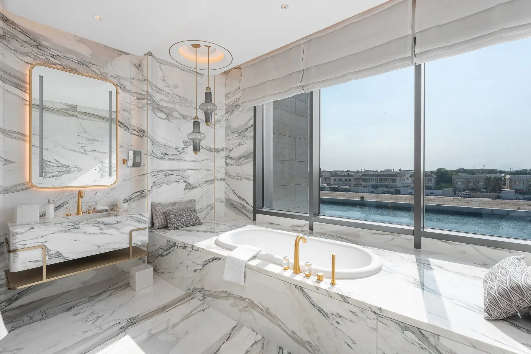 Rare Waterfront Villa in Four Seasons Jumeirah — photograph 9