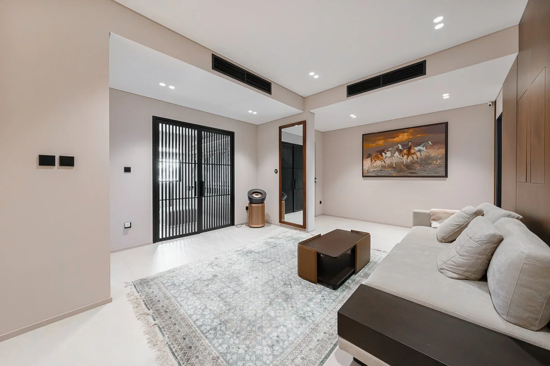 Fully Upgraded Turnkey Home Within Meadows — photograph 8
