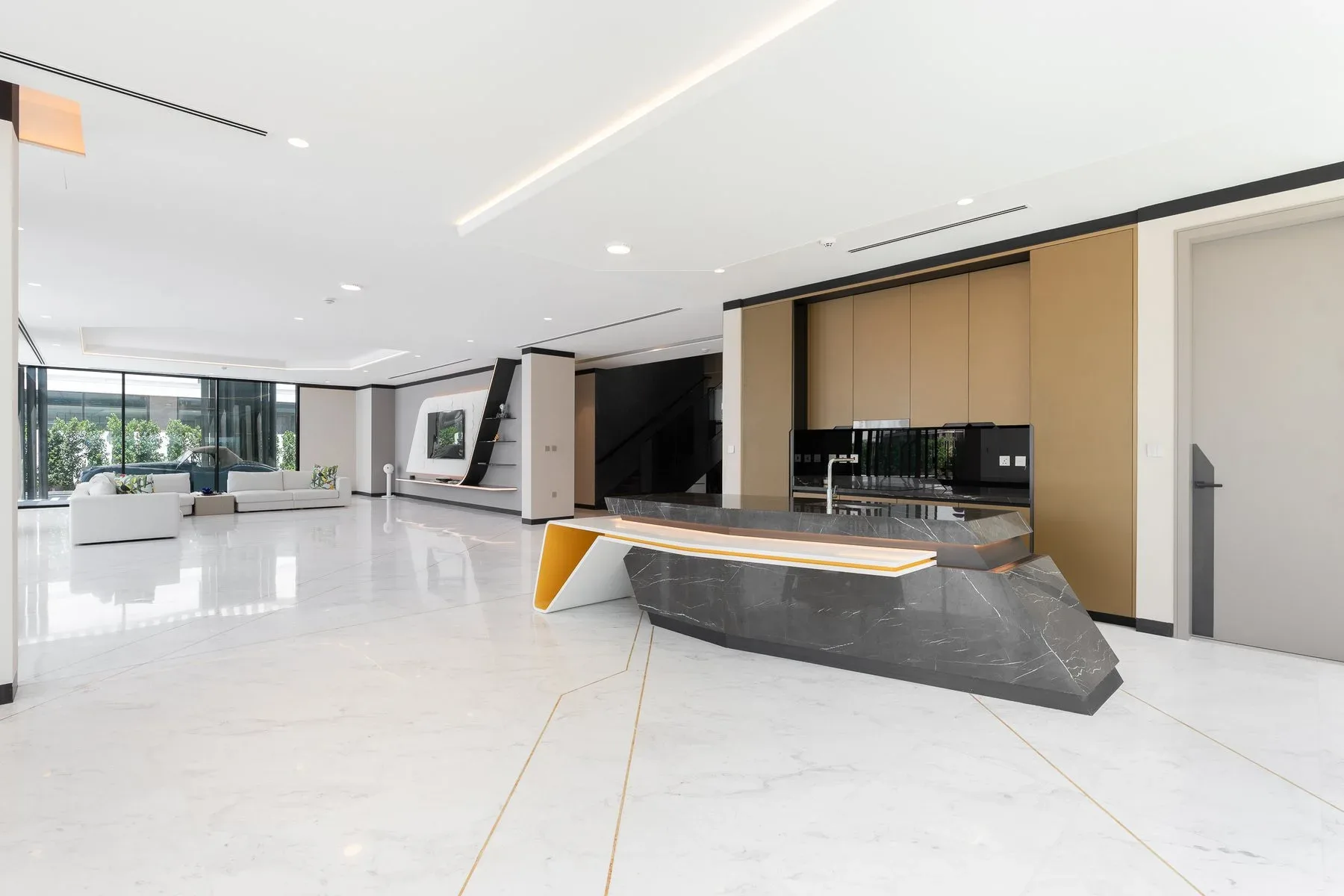 Stunning Villa with Branded Design in Majestic Vistas — photograph 5
