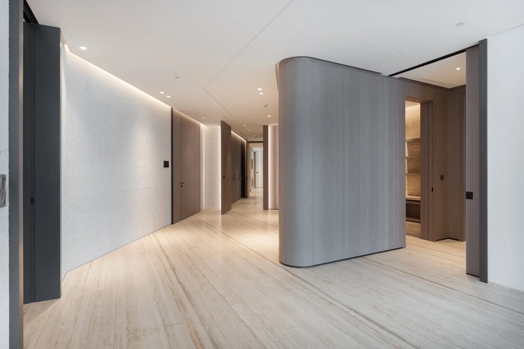 Apartment with Dual-Aspect Views in Volante 2 — photograph 8
