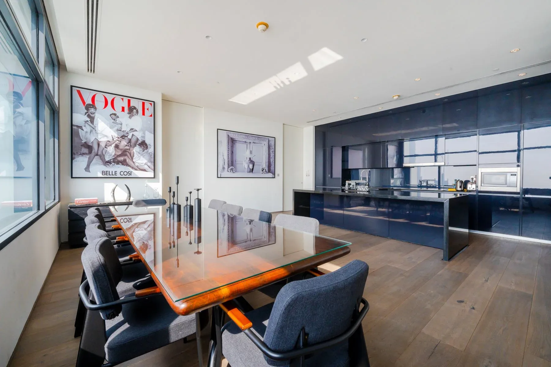 Corner Penthouse with Sweeping Burj Khalifa Views — photograph 4