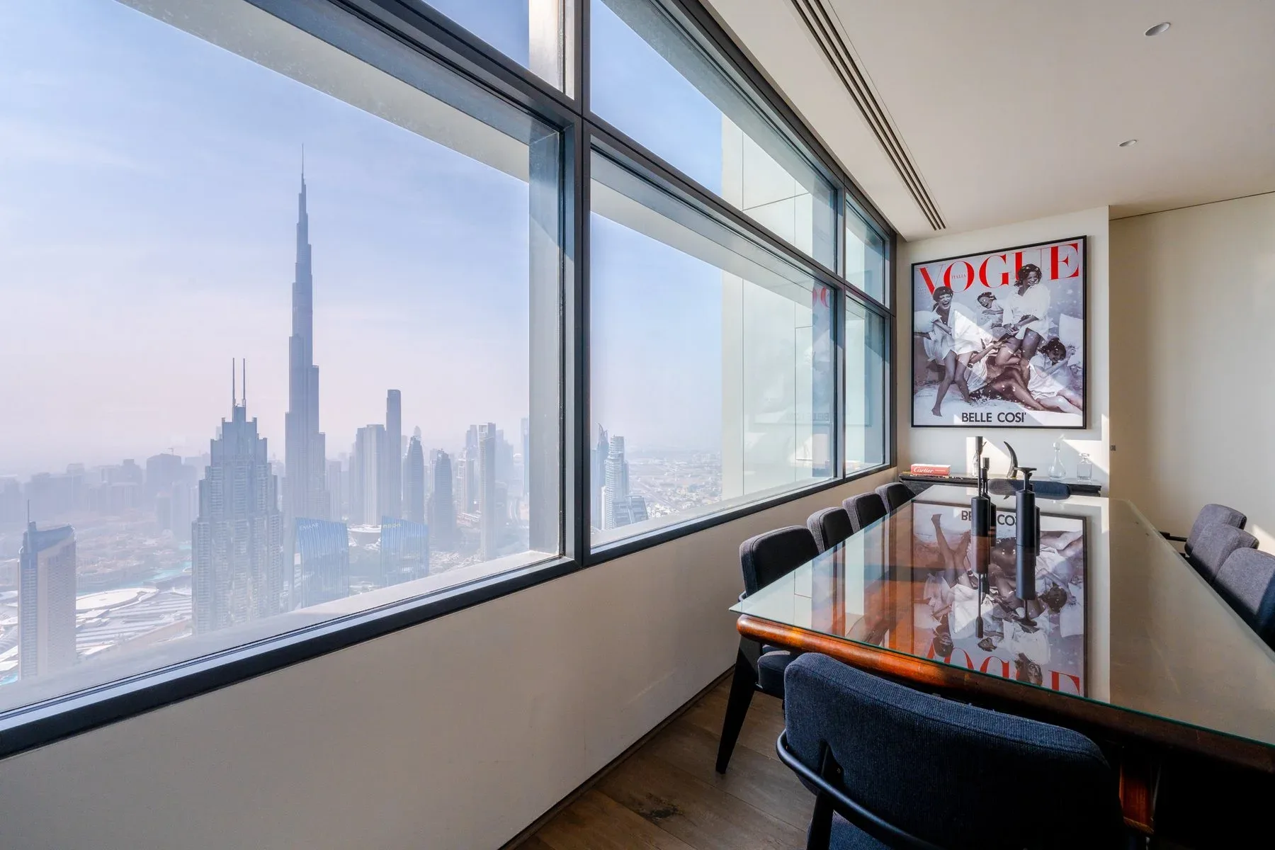 Corner Penthouse with Sweeping Burj Khalifa Views — photograph 7
