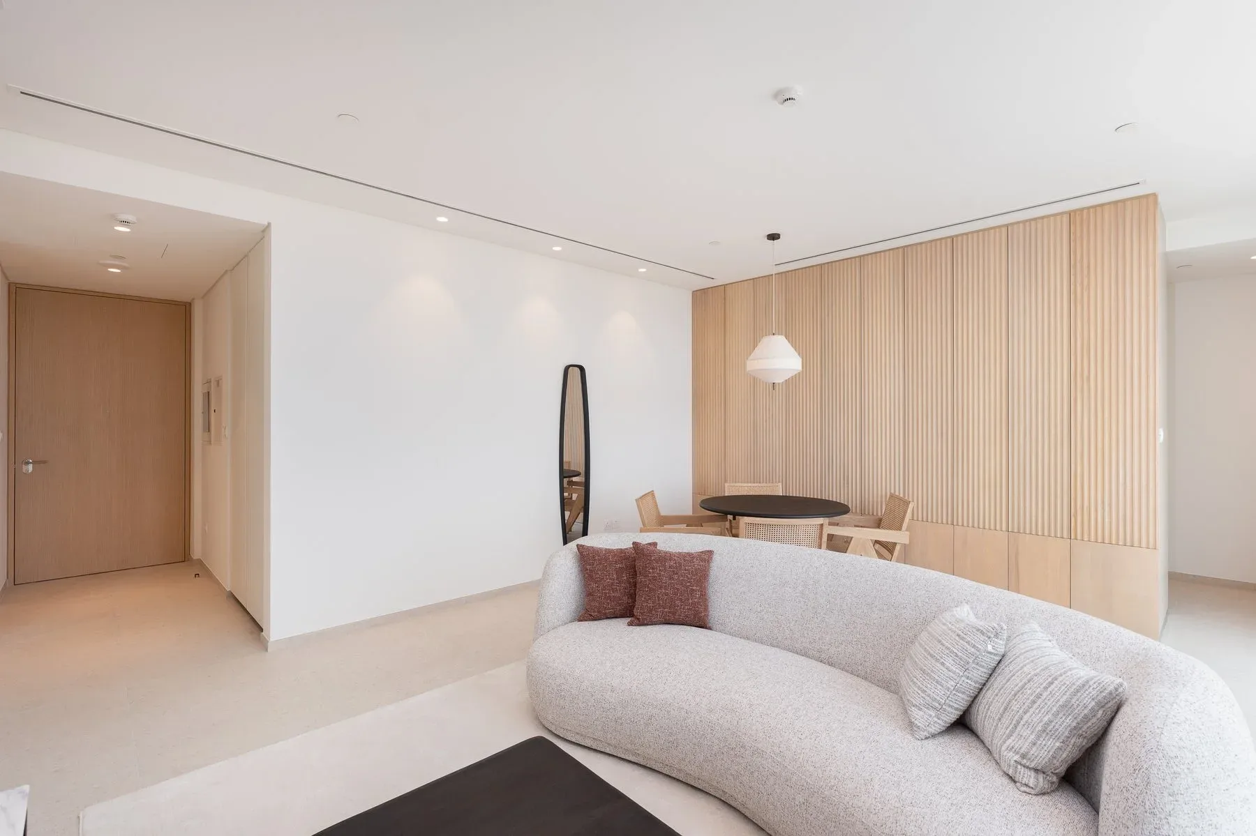 Turnkey Jumeirah Apartment With Burj Khalifa Views — photograph 6