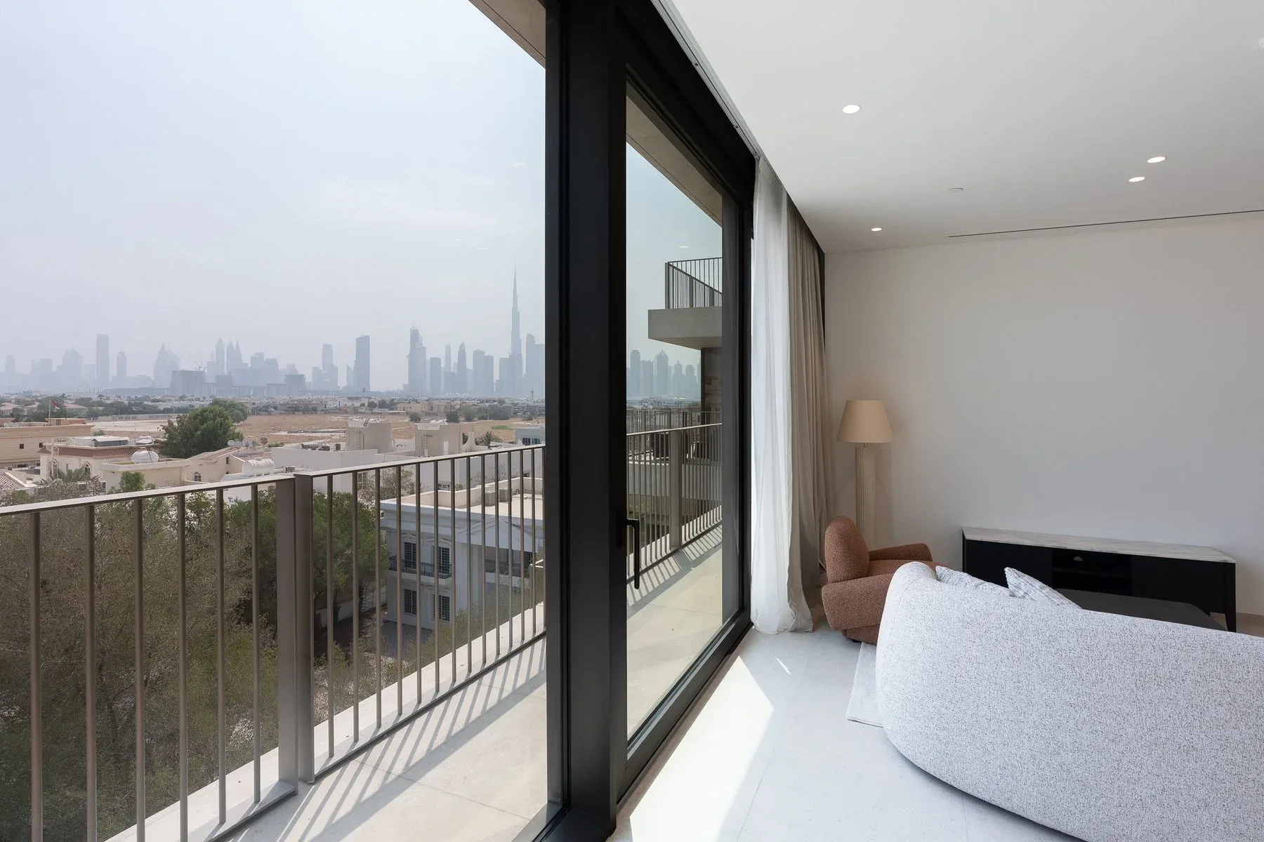 Turnkey Jumeirah Apartment With Burj Khalifa Views — photograph 9