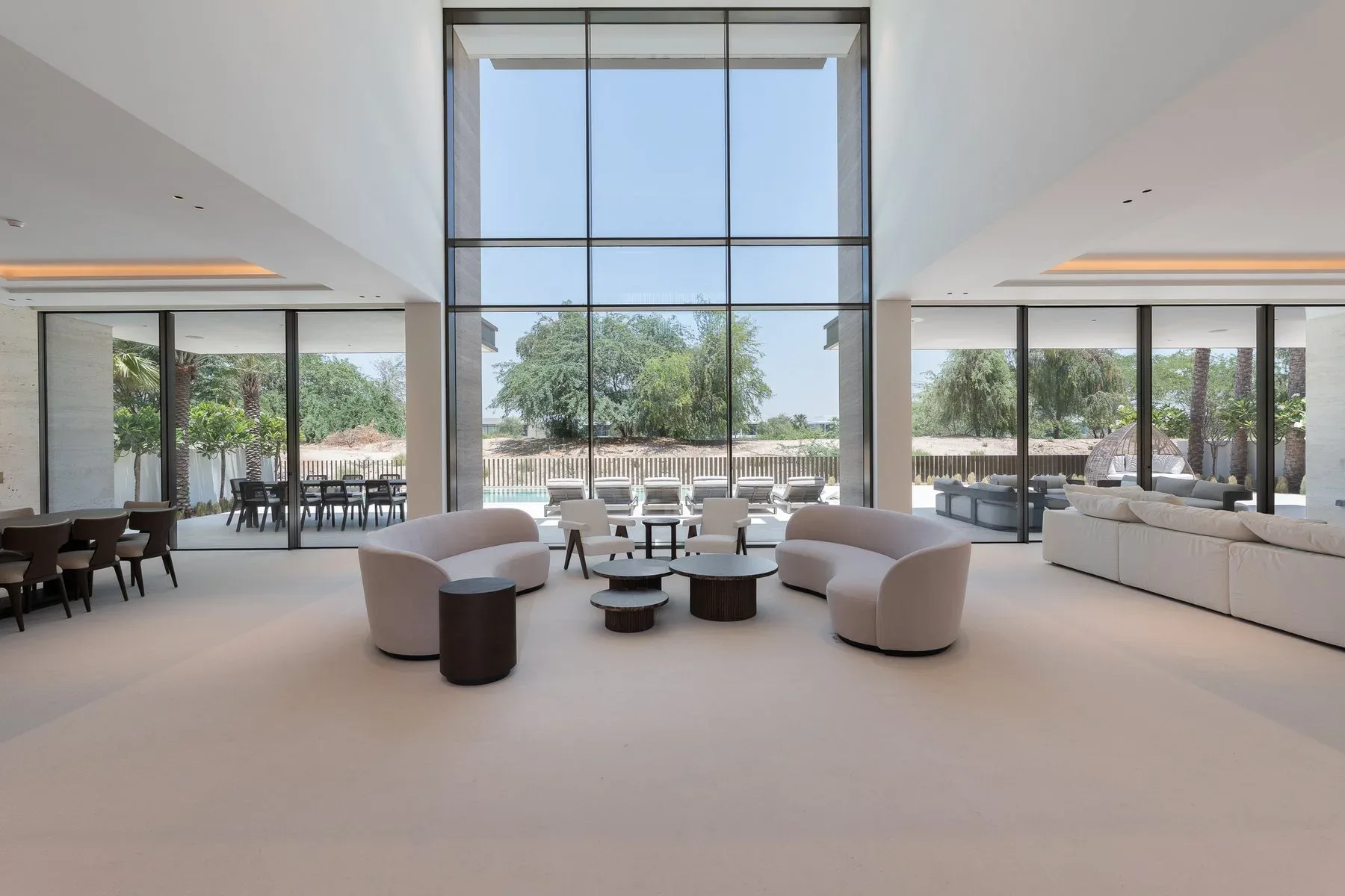 Bespoke Turnkey Villa in Dubai Hills Estate — photograph 2