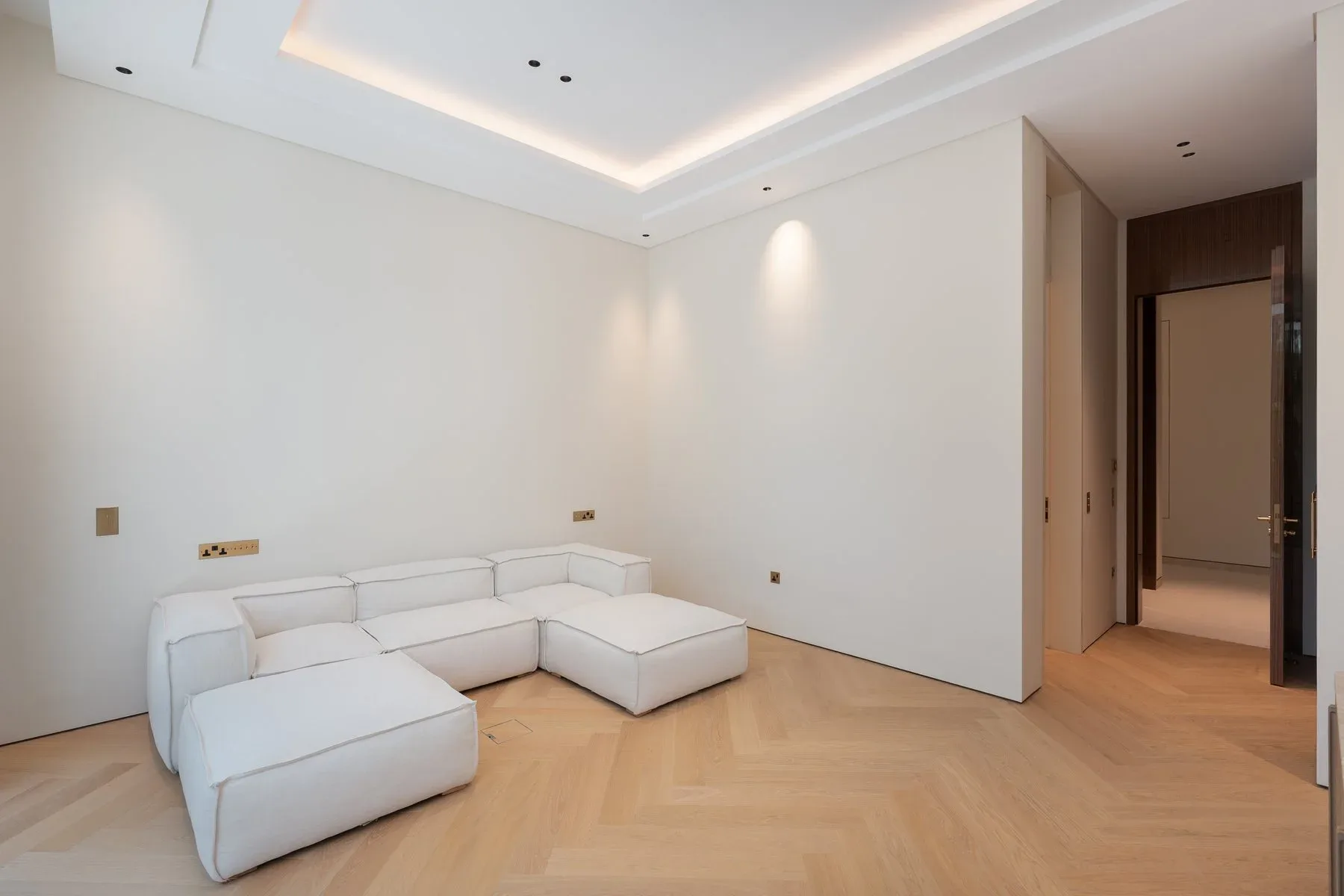 Bespoke Turnkey Villa in Dubai Hills Estate — photograph 4