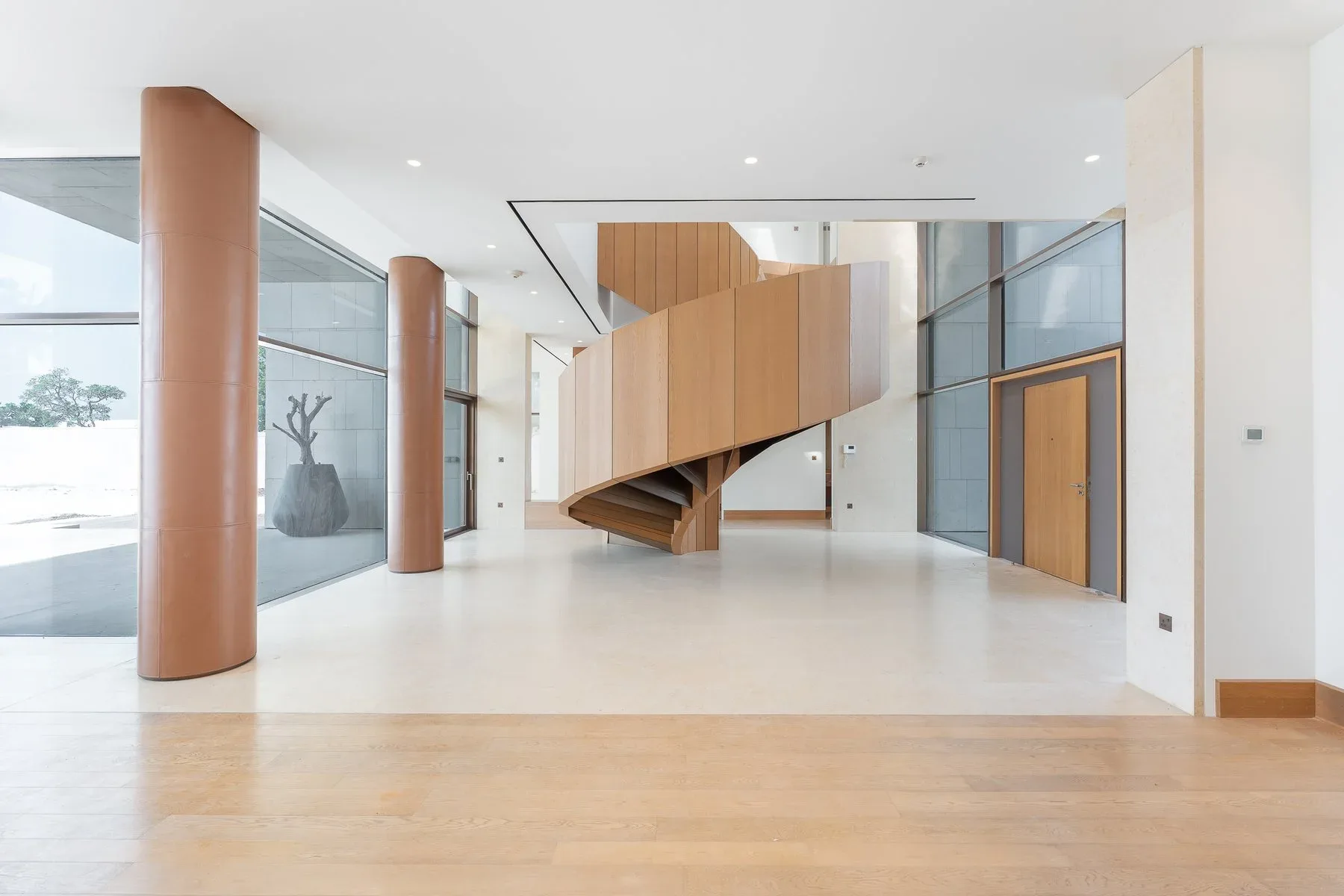 Exquisite Villa in Bulgari Branded Residences — photograph 2
