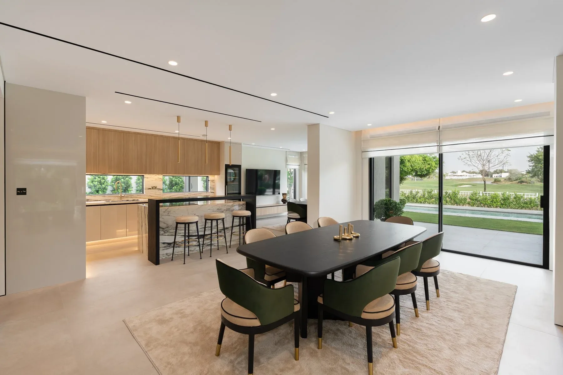 Upgraded Meadows Villa with Golf Course Views — photograph 9