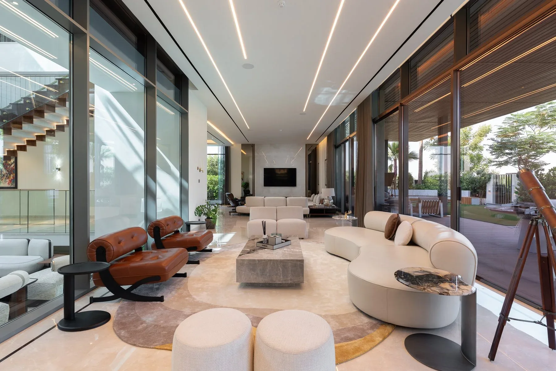 Exquisitely Designed Villa in The Fairway — photograph 9