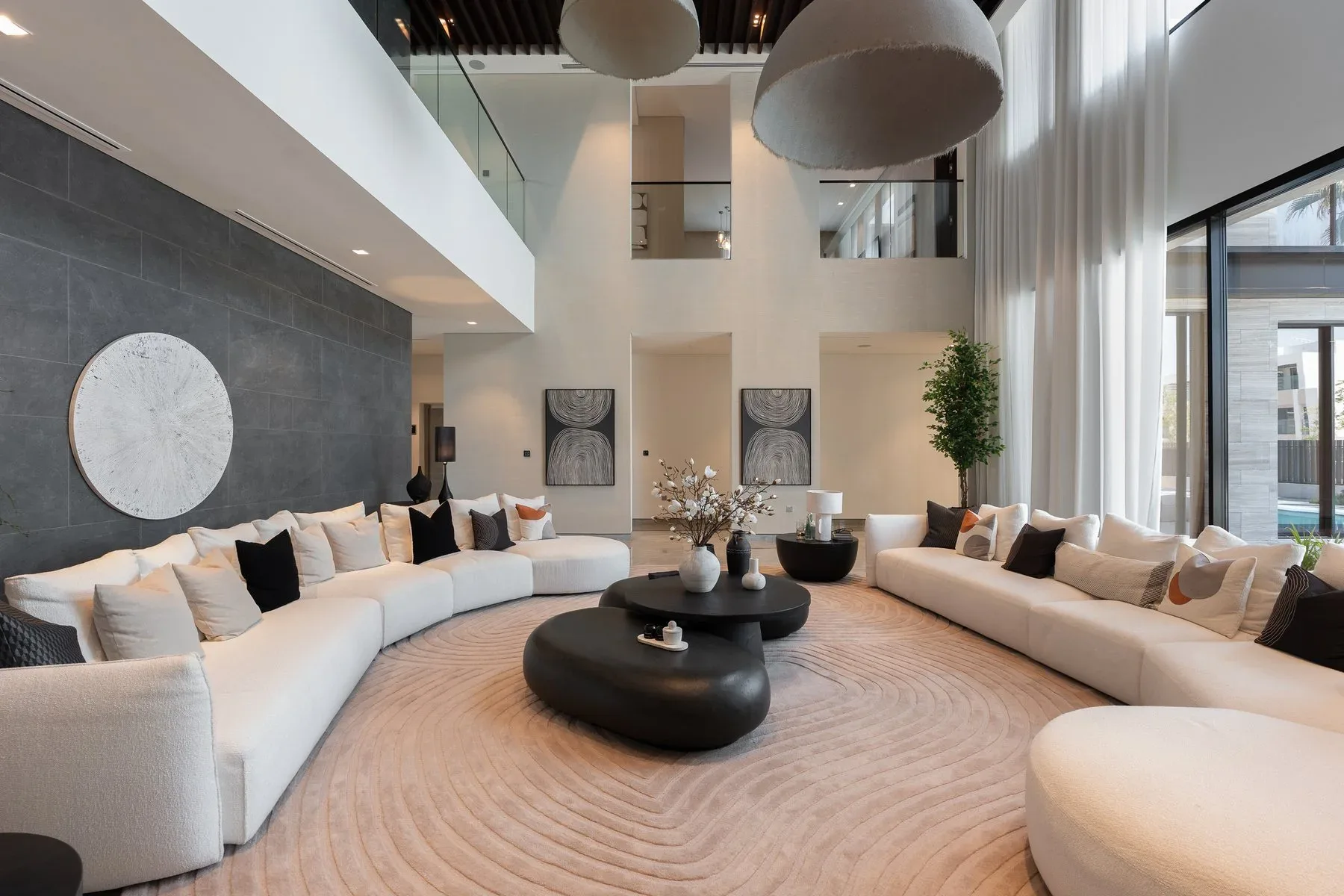 Magnificent Zen Villa in Sierra Views — photograph 6