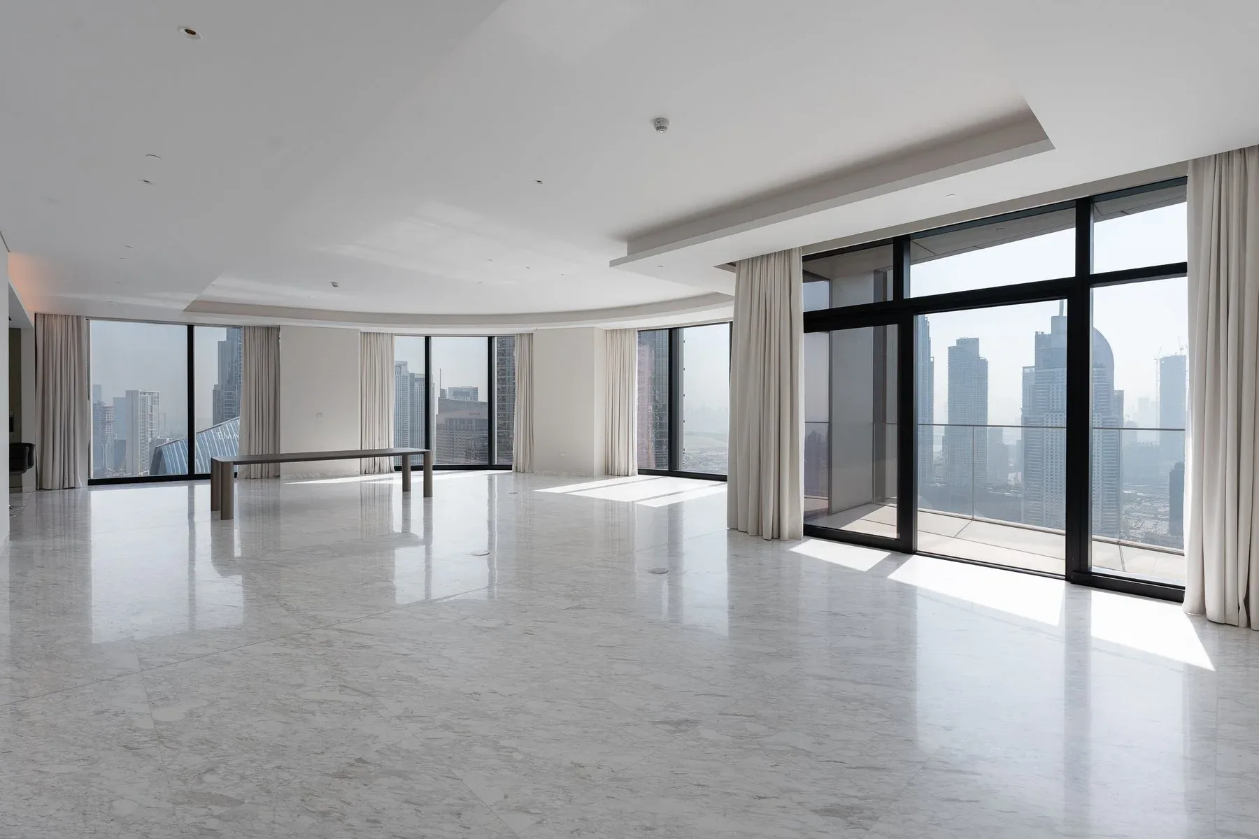 Half-Floor Penthouse in Downtown’s Opera District — photograph 2