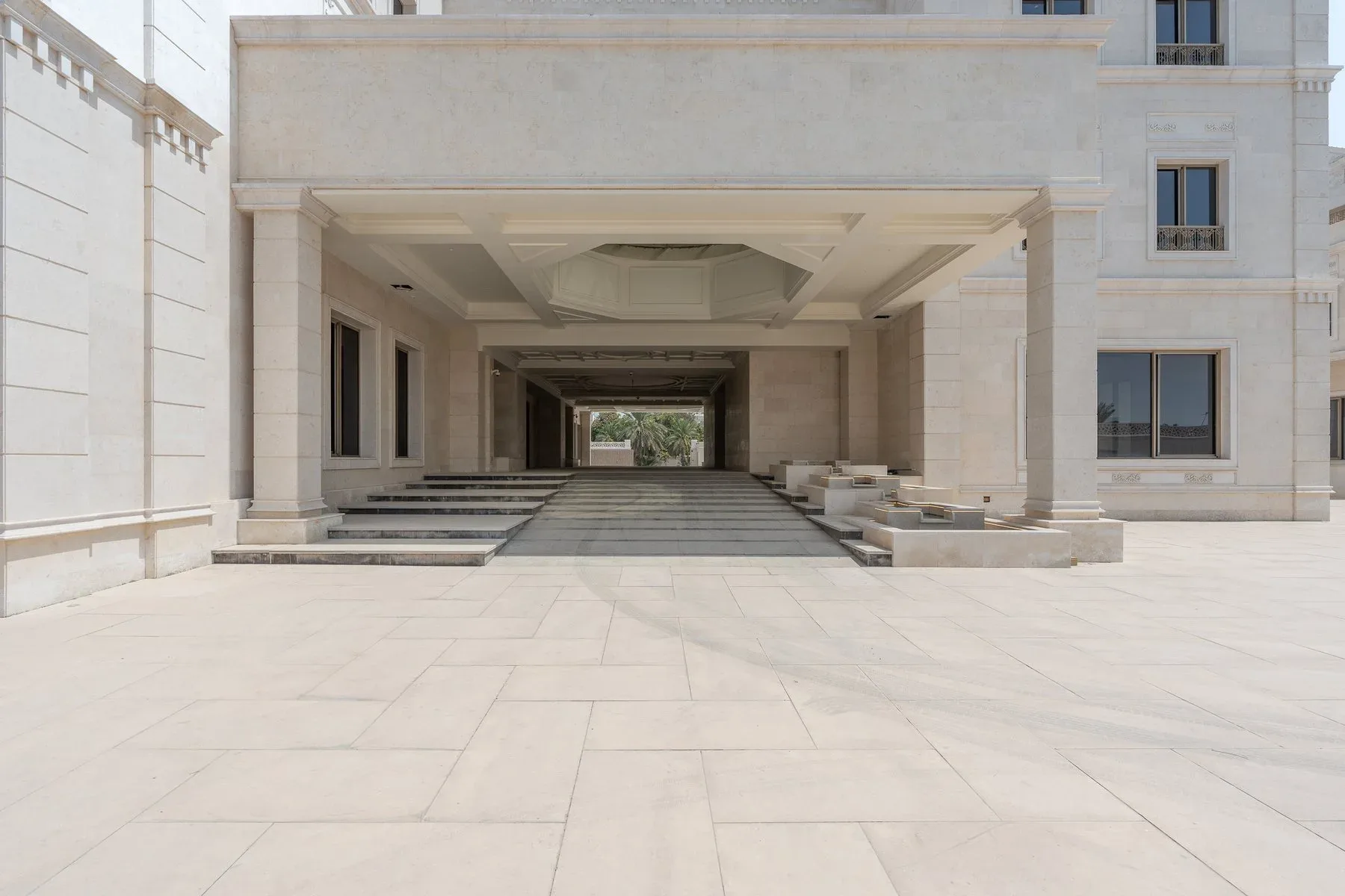 Rare Private Palace Estate in Rabdan — photograph 4