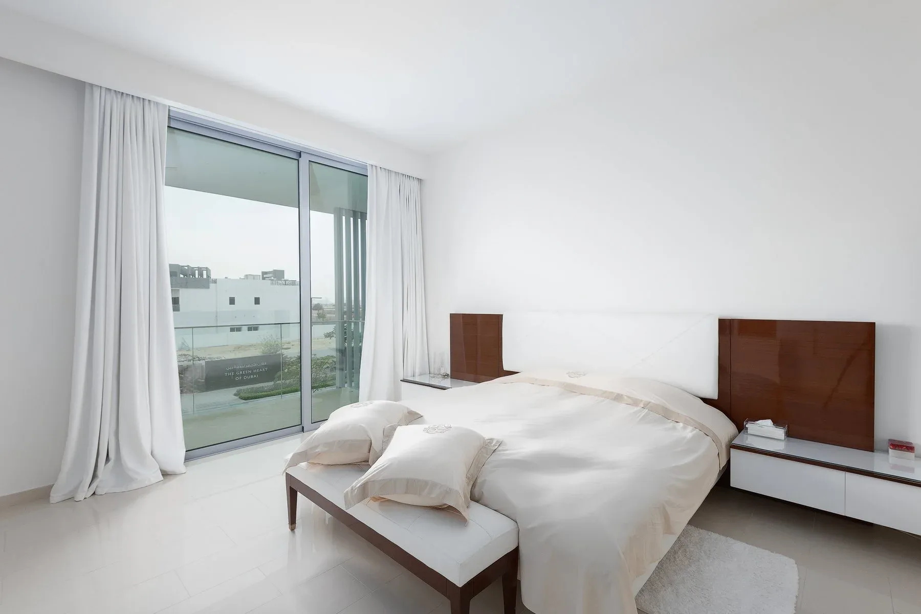 Stunning Villa with Private Pool & Golf View — photograph 4