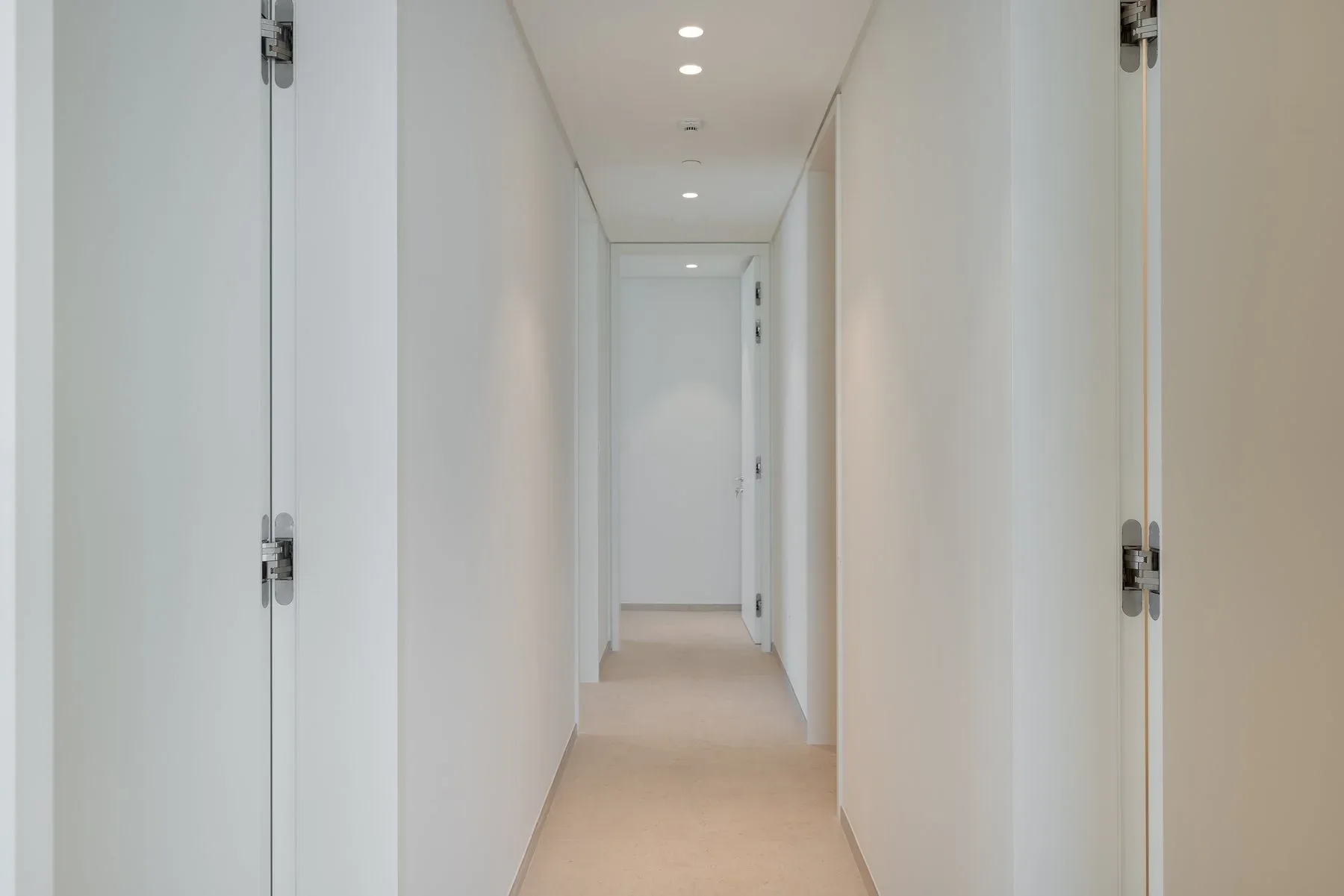 Residence with Expansive Balcony at Eden House — photograph 10