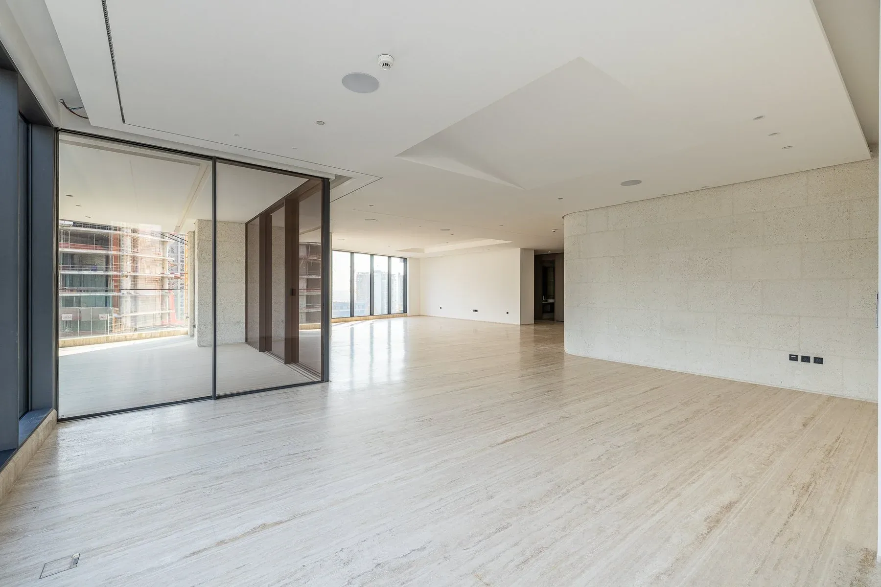 Volante II Apartment with Direct Burj Khalifa View — photograph 3