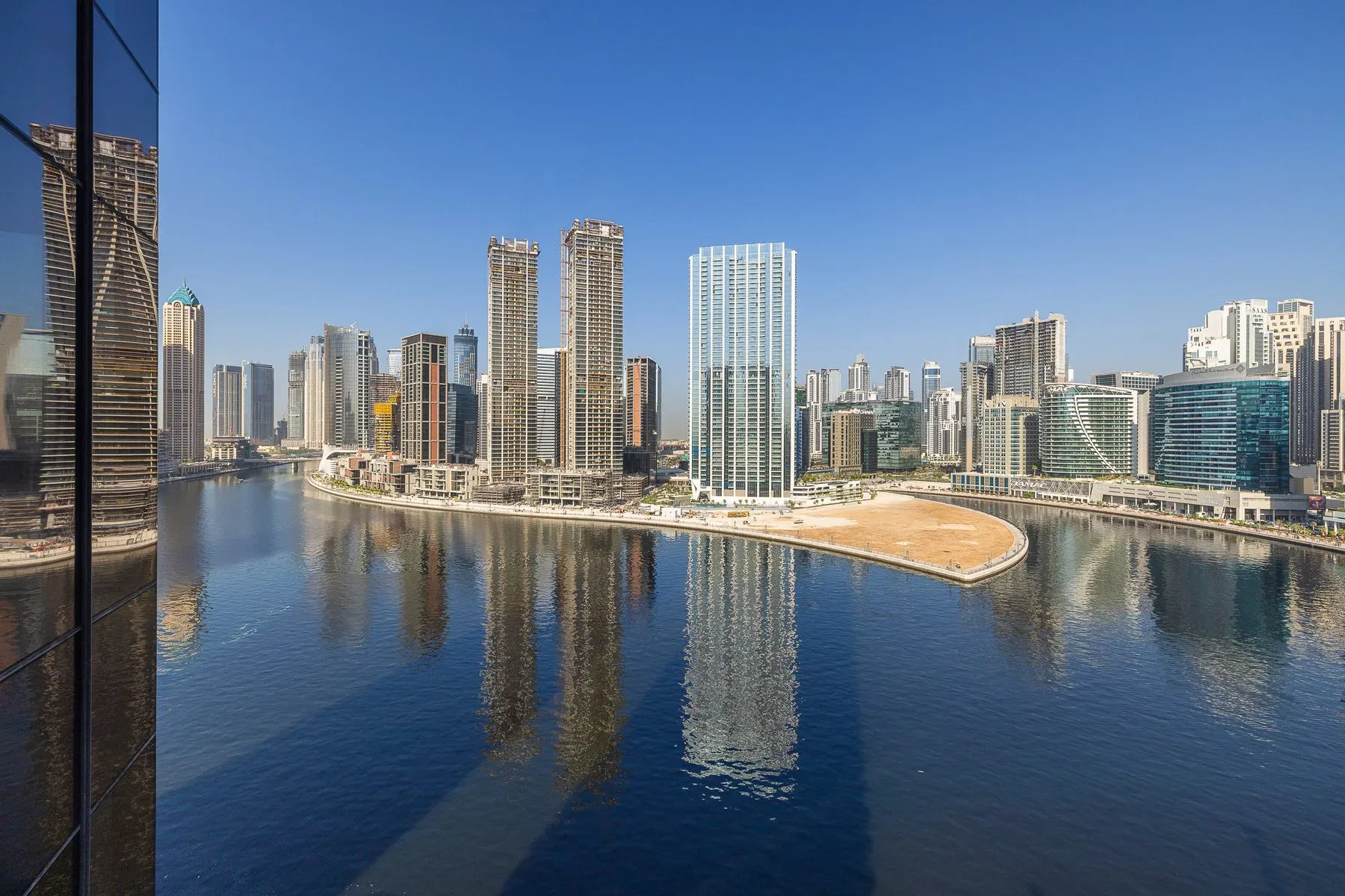 Volante II Apartment with Direct Burj Khalifa View — photograph 7