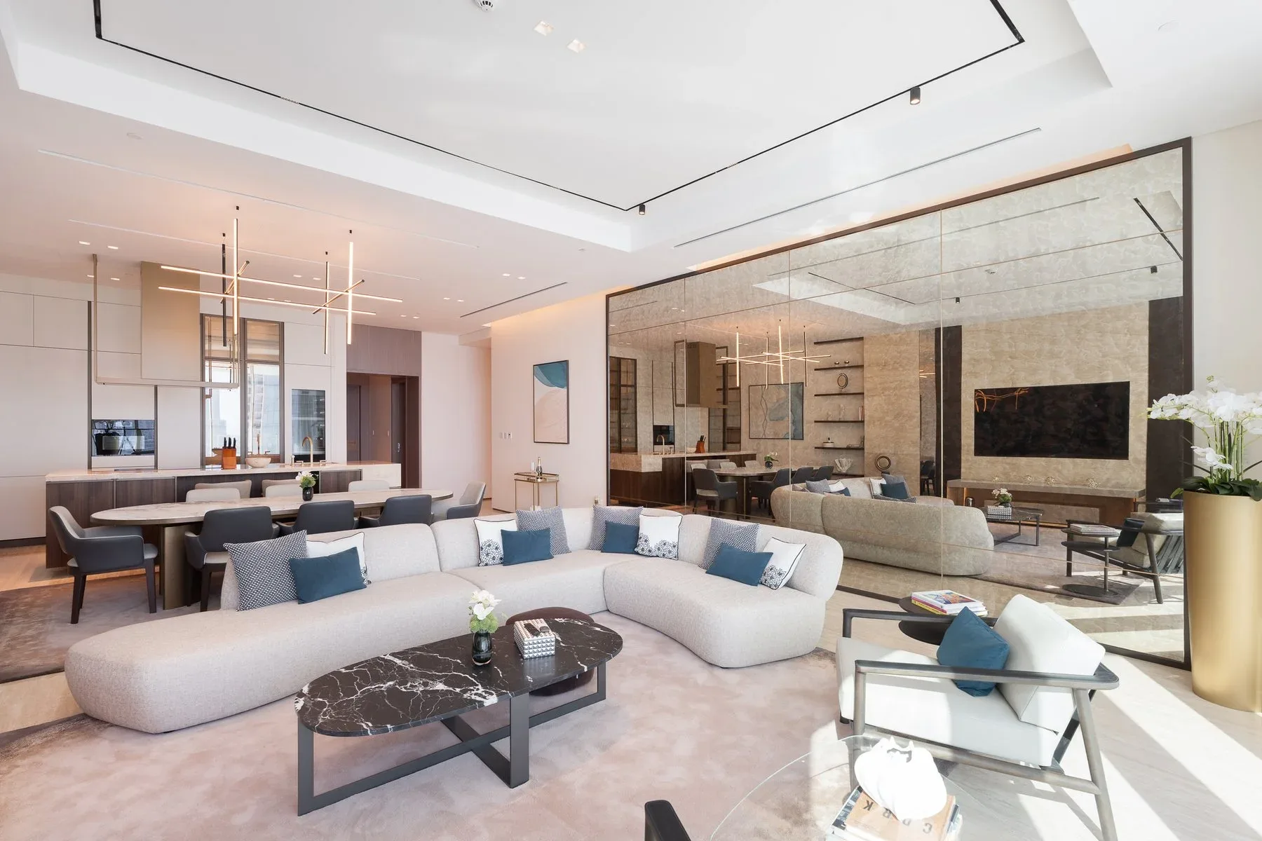 Turnkey Beachfront Apartment on High Floor in JBR — photograph 4