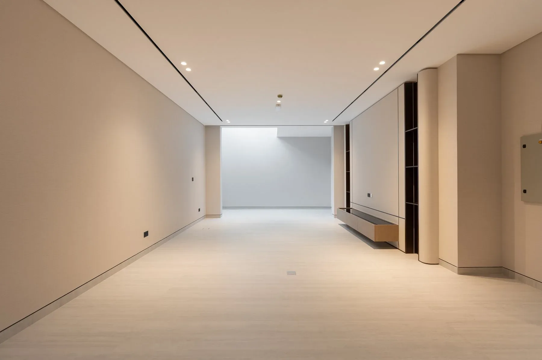 Expansive Villa with Private Lift in Nad Al Sheba — photograph 8