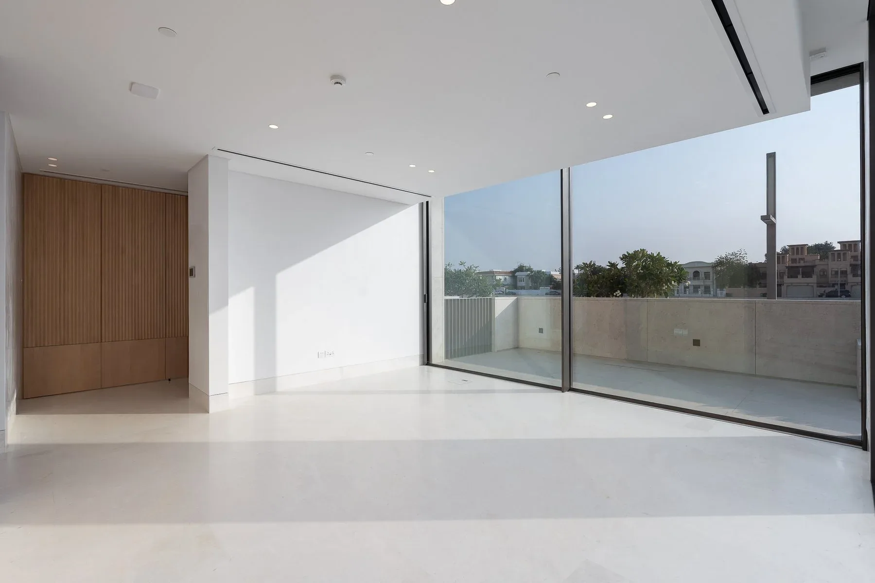 Modern Waterfront Duplex in Jumeirah — photograph 4