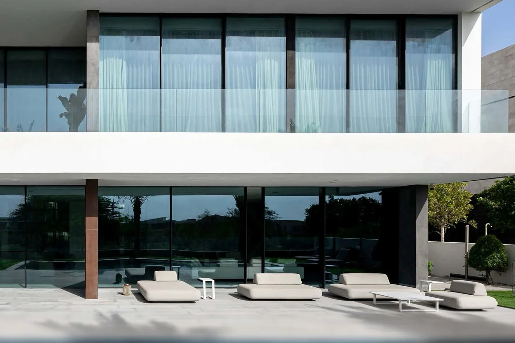 Custom-Built Corner Villa in Dubai Hills Estate — photograph 2