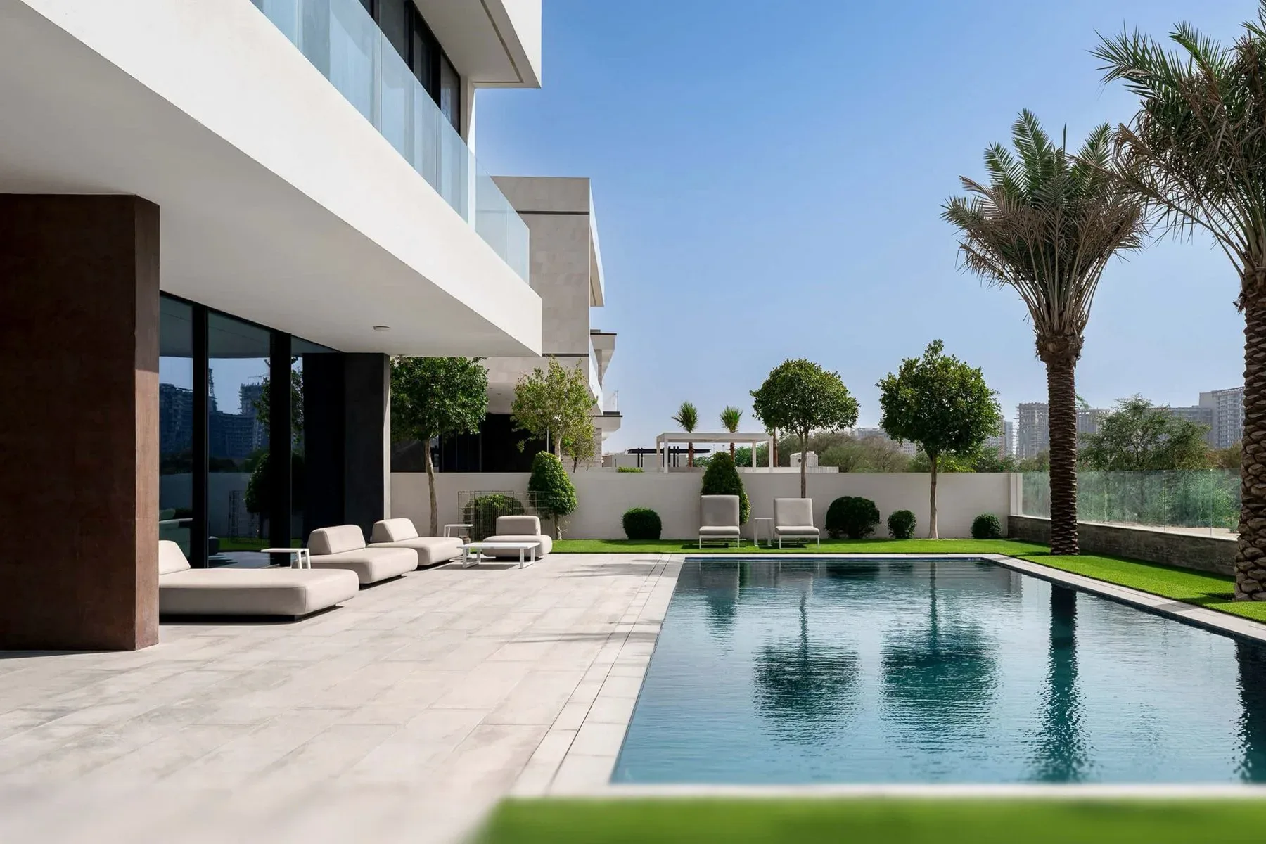 Custom-Built Corner Villa in Dubai Hills Estate — photograph 1