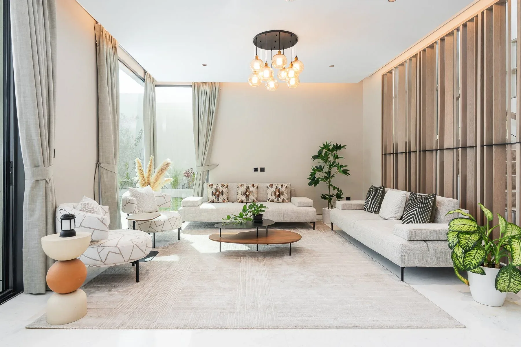 Vast Tilal Al Ghaf Villa with Elegant Upgrades — photograph 10