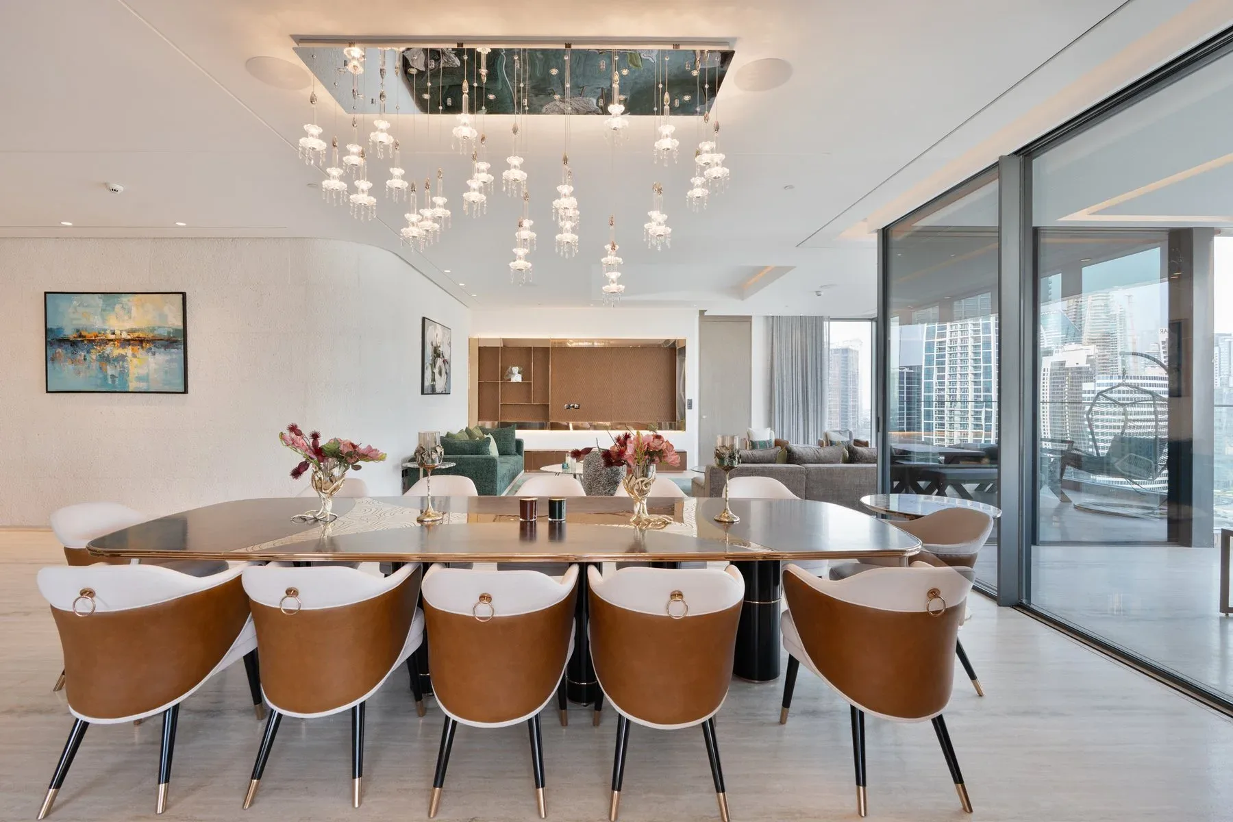 Spectacular Apartment With Burj Khalifa Views — photograph 3