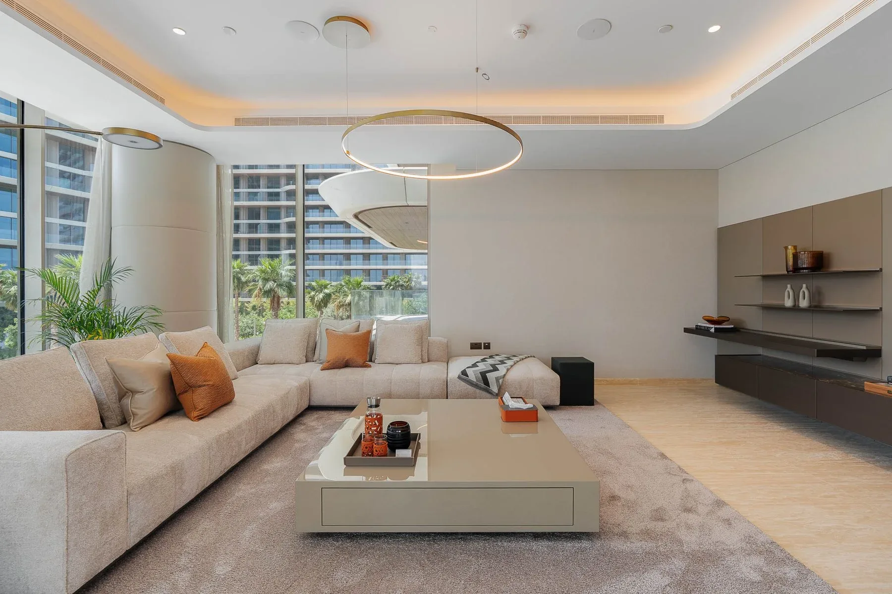 Brand-New Half-Floor Penthouse at Serenia Living — photograph 8