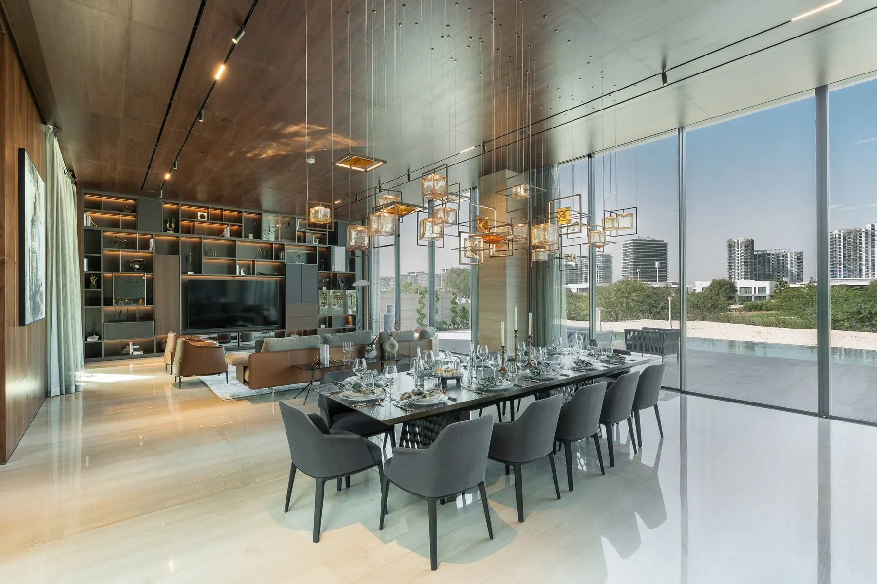 One-of-a-Kind Villa in Emerald Hills — photograph 3