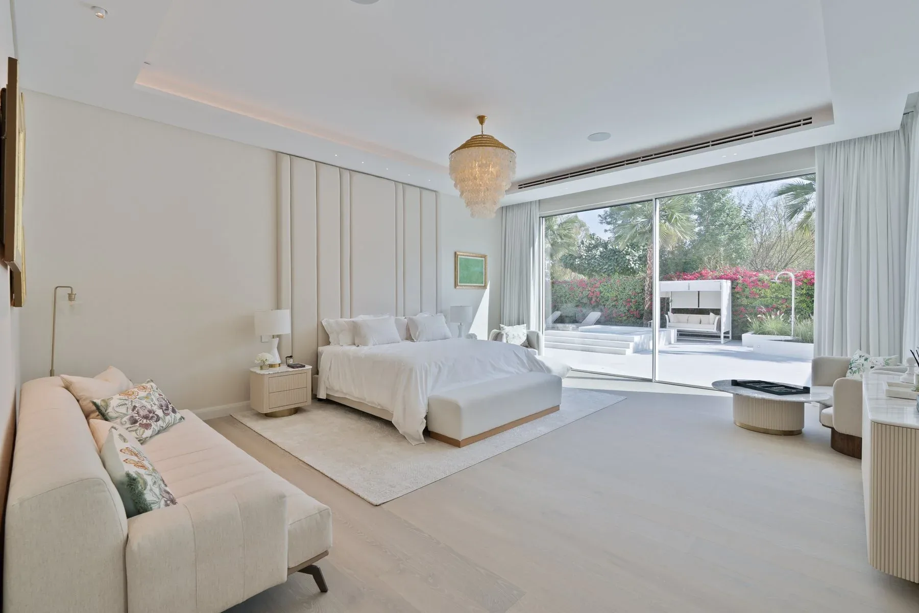Six-Bedroom Designer Villa in Al Barari — photograph 8
