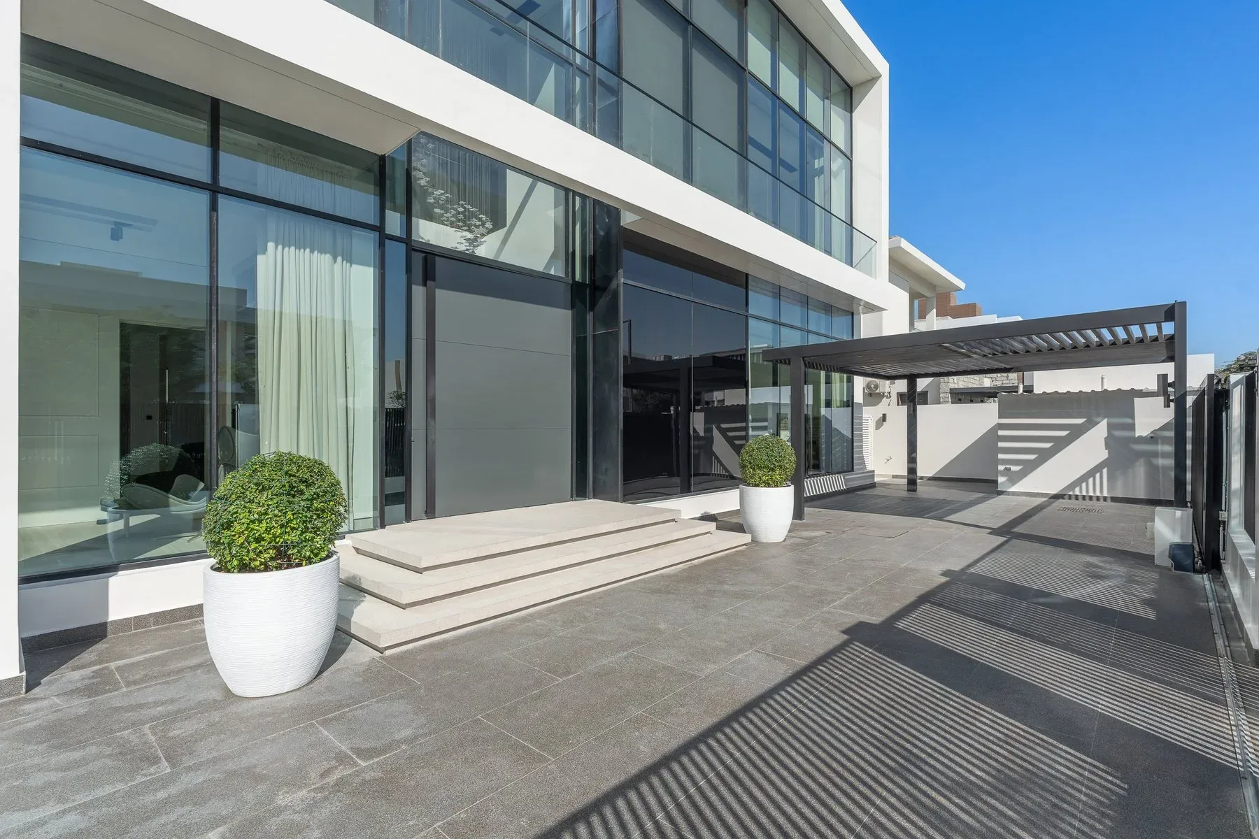 Elegant Contemporary Villa in Dubai Hills Estate — photograph 6
