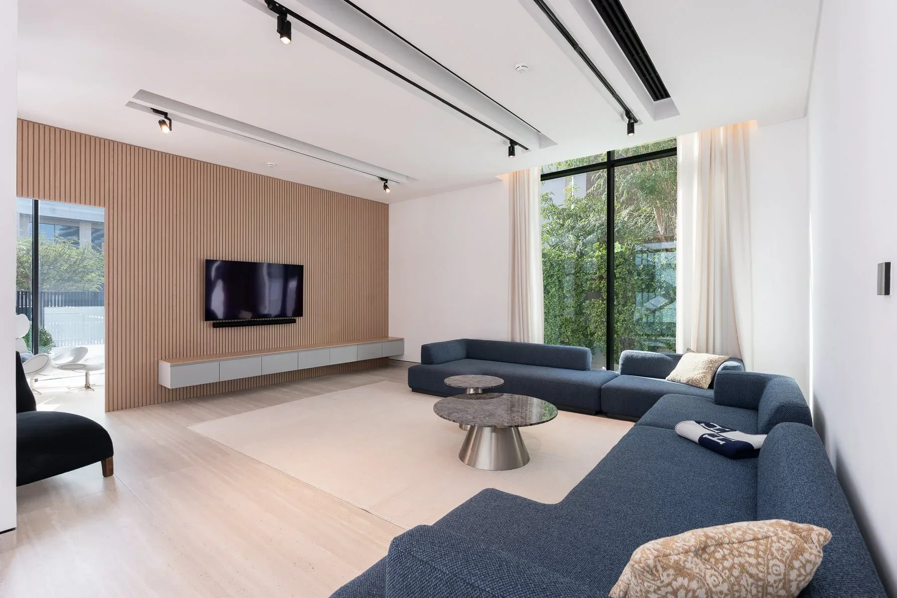 Elegant Contemporary Villa in Dubai Hills Estate — photograph 10
