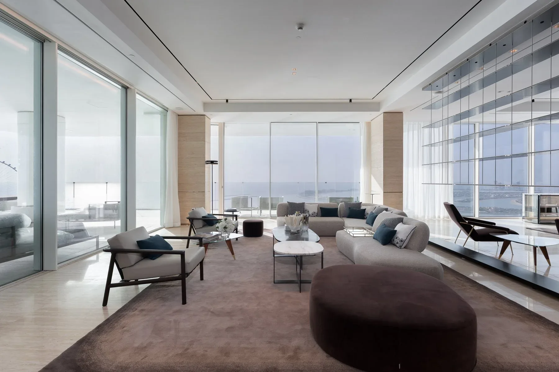 Elegant High-Floor Home With Marina Views in JBR — photograph 4